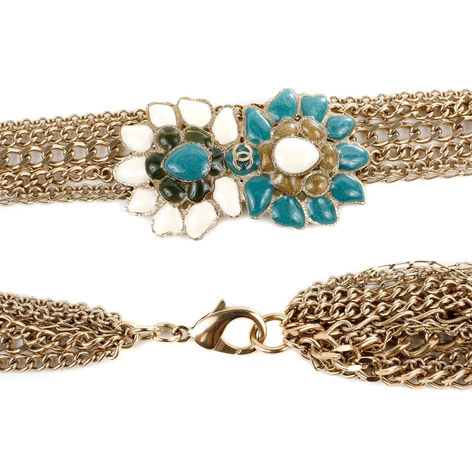 Chanel Gold Multi Kette Kamelie Blume Start-und Landebahn Halskette Damen im Angebot