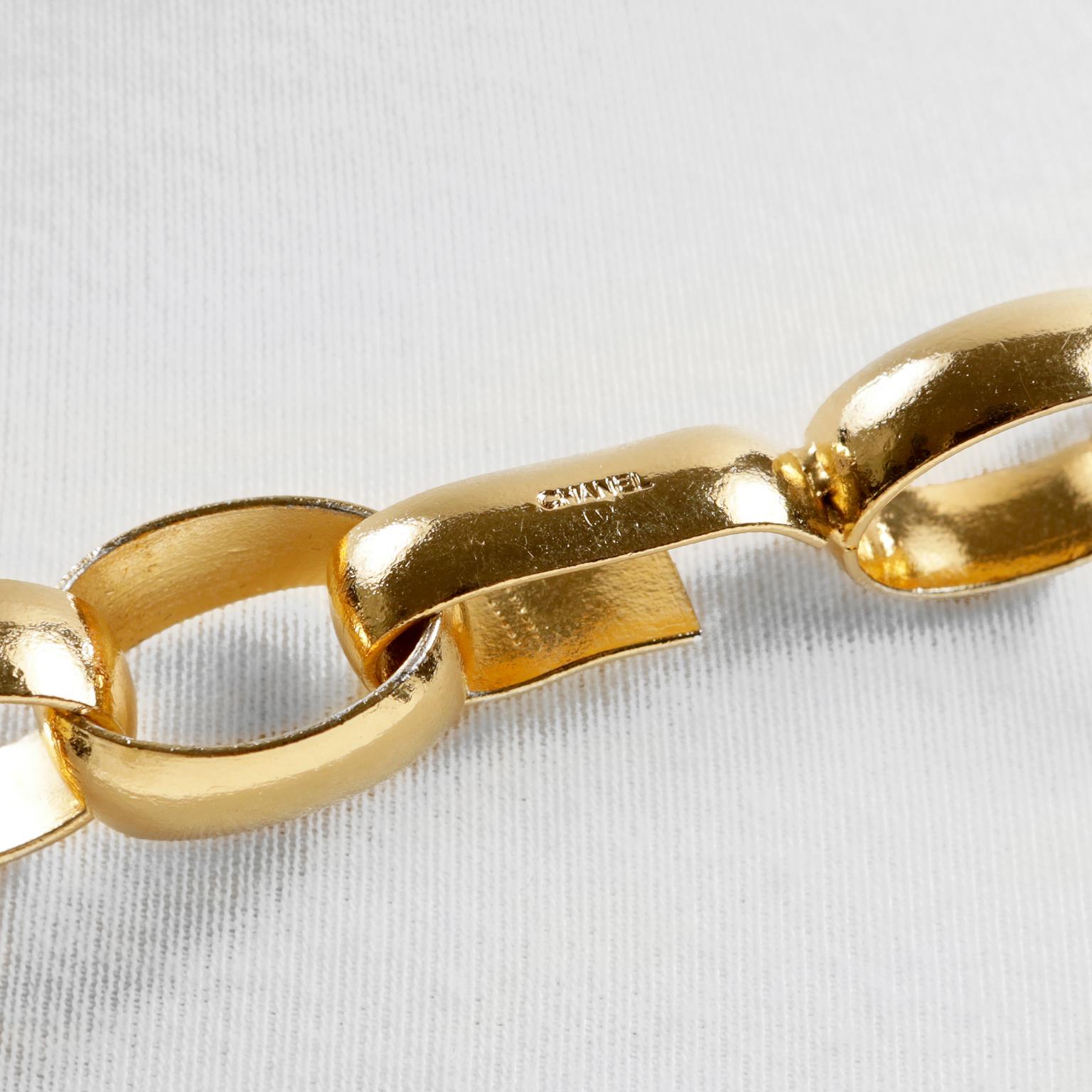 Chanel Gold Oversized Chain Belt Necklace with CC Disc In Excellent Condition In Palm Beach, FL