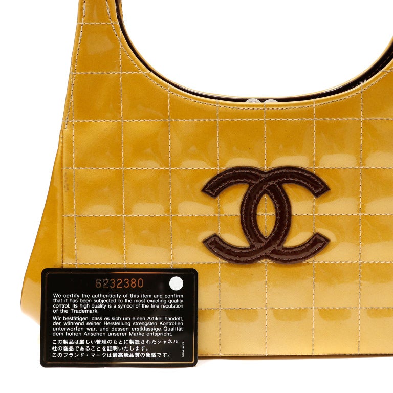 Chanel Gold Leather Chocolate Bar Shoulder Bag Medium