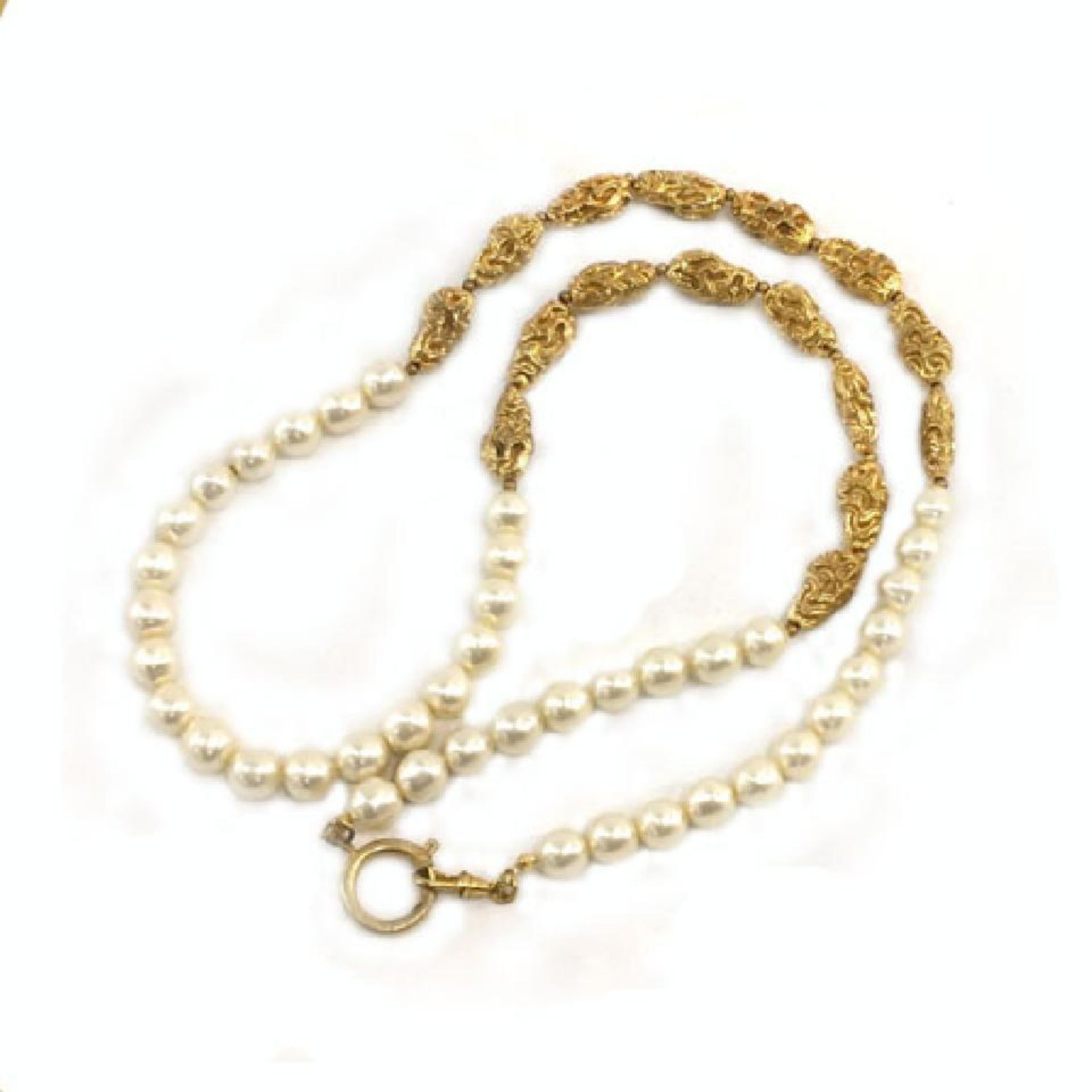 Chanel Gold Pearl 213417 Necklace For Sale 1