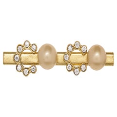 Chanel Clips de cheveux CC en perles d'or