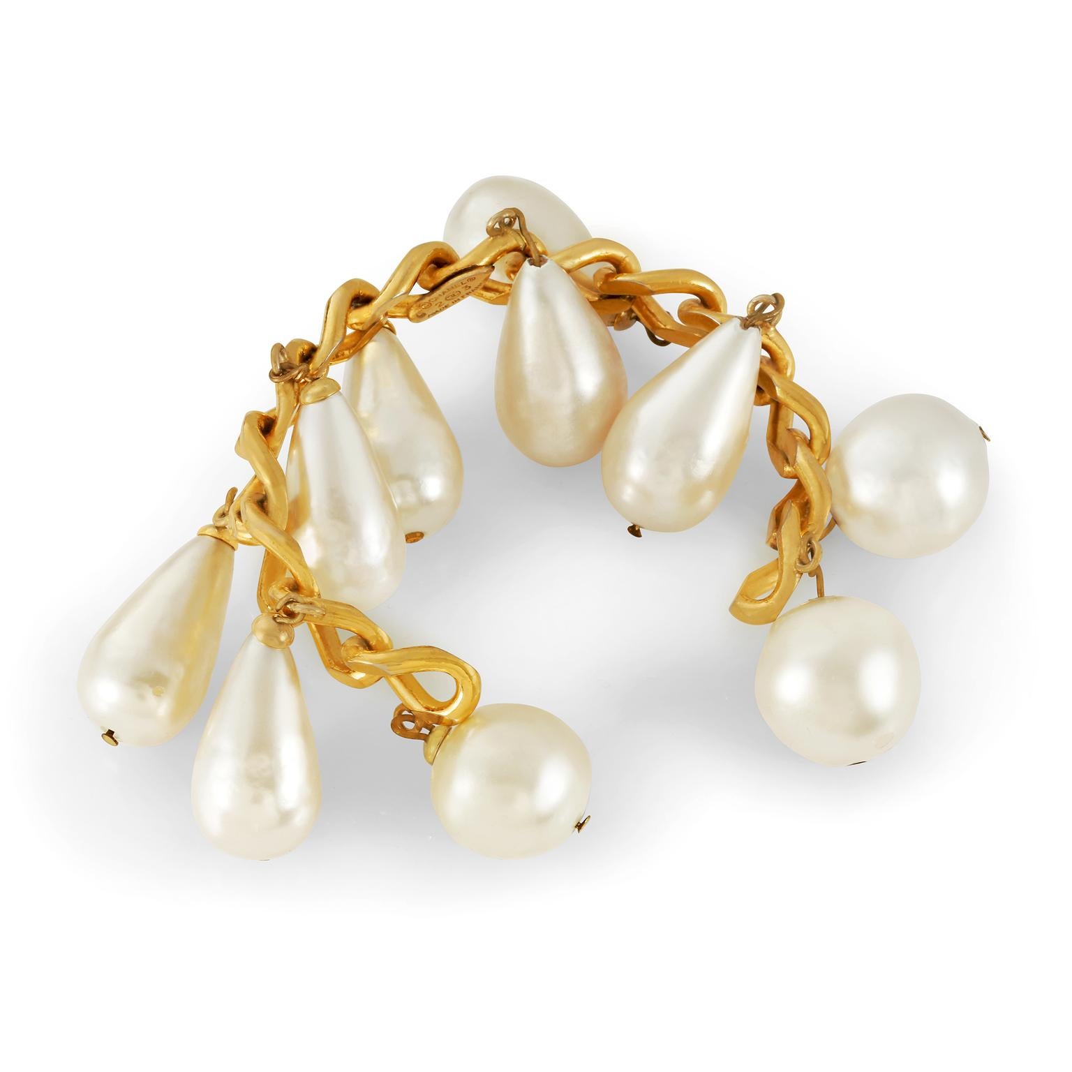 chanel pearl bracelet