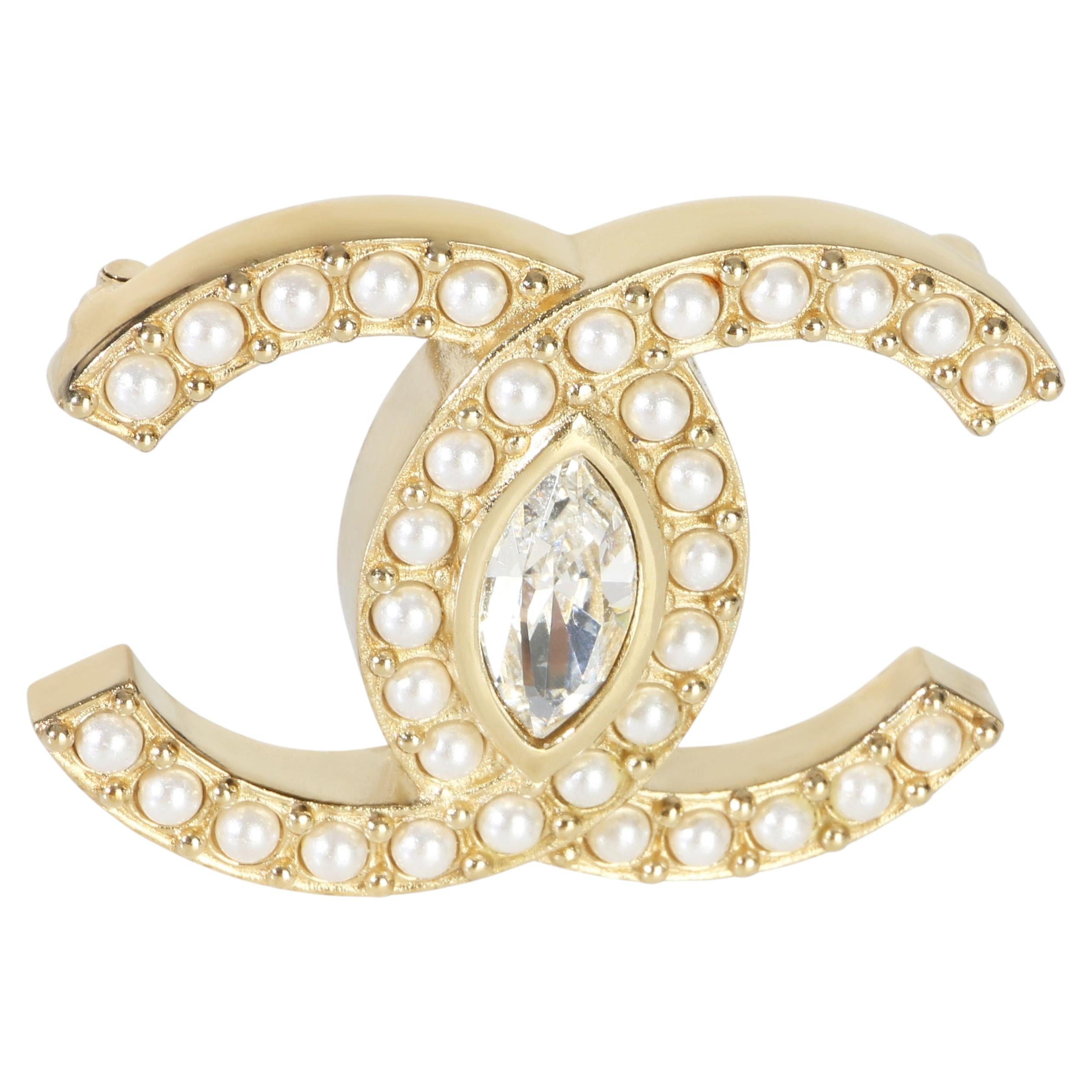 Chanel Brooches 2021 - 3 For Sale on 1stDibs | chanel brooch 2021
