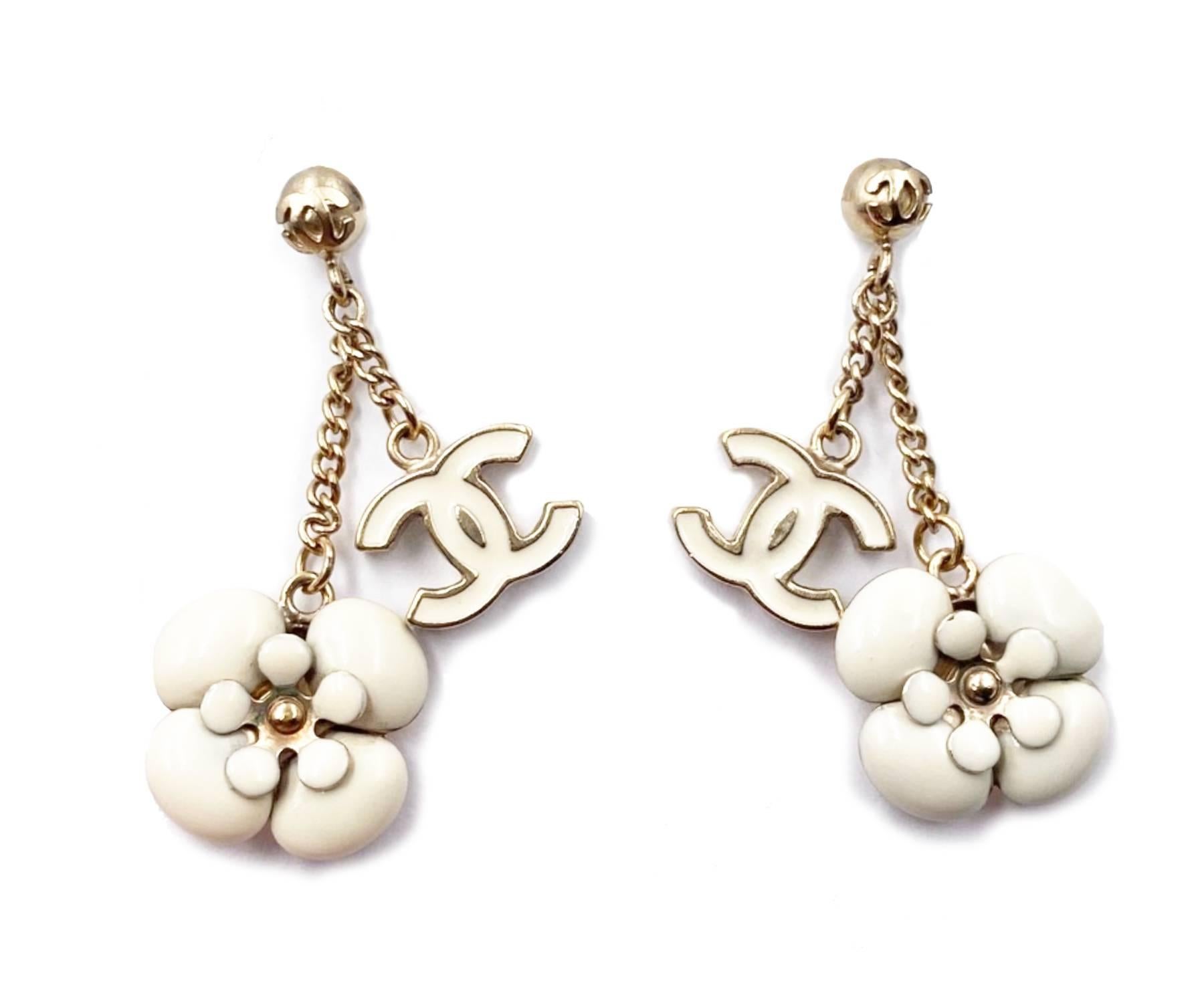 Chanel Gold Plated CC Ivory Camellia Flower Dangle Piercing Earrings  In Excellent Condition In Pasadena, CA