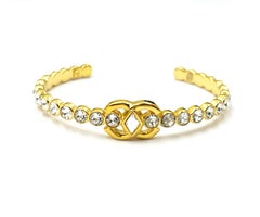 Chanel Brazalete de cristal redondo marquesa CC dorado