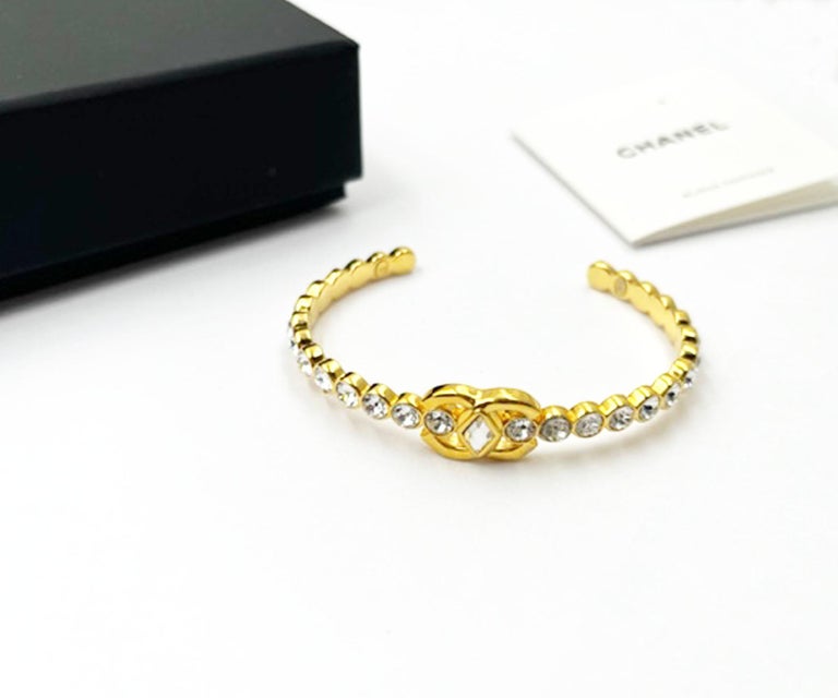 Chanel Gold Plated CC Marquise Round Crystal Cuff Bracelet  display picture 3