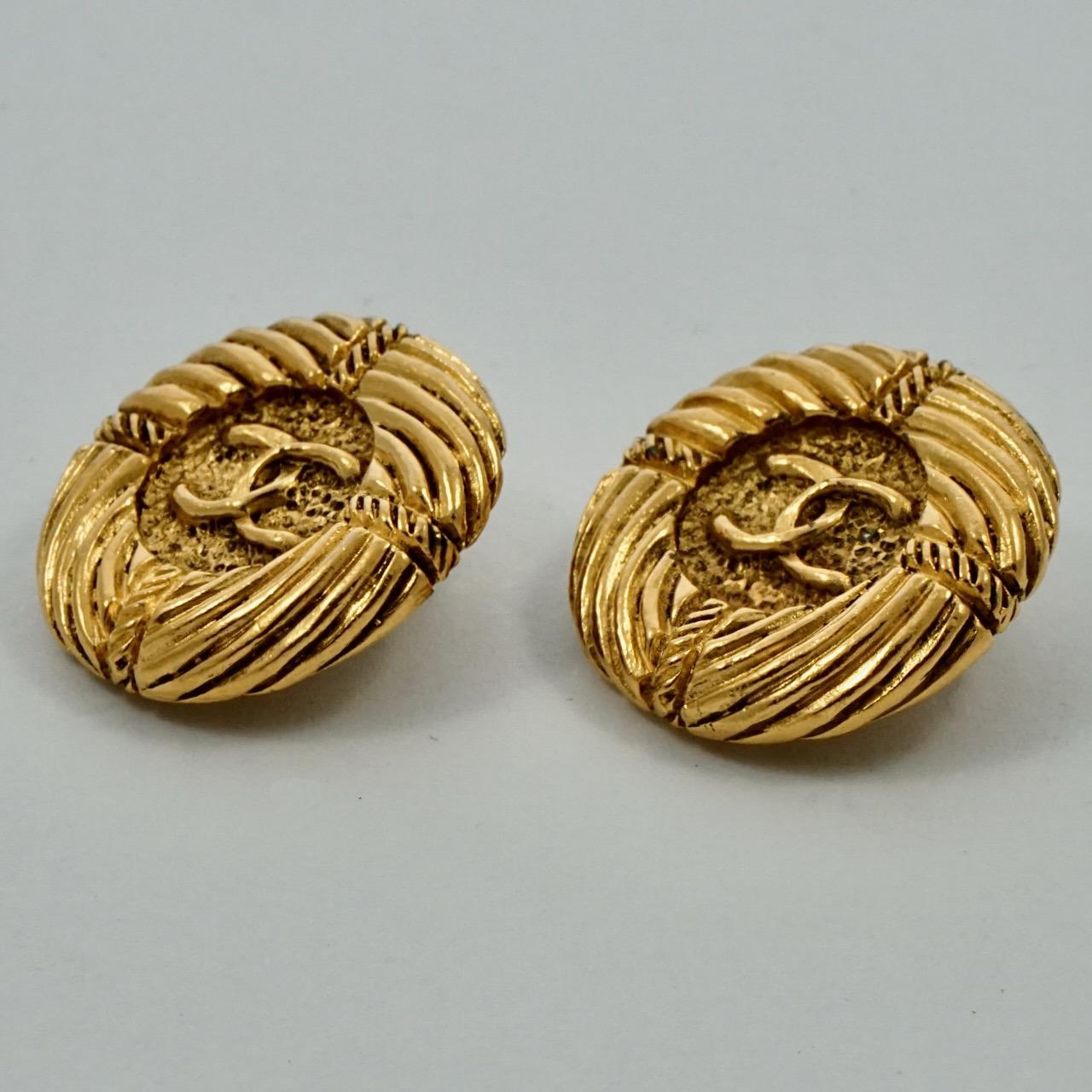 Chanel Gold Plated Logo Ridged Clip On Earrings 1970s For Sale 2