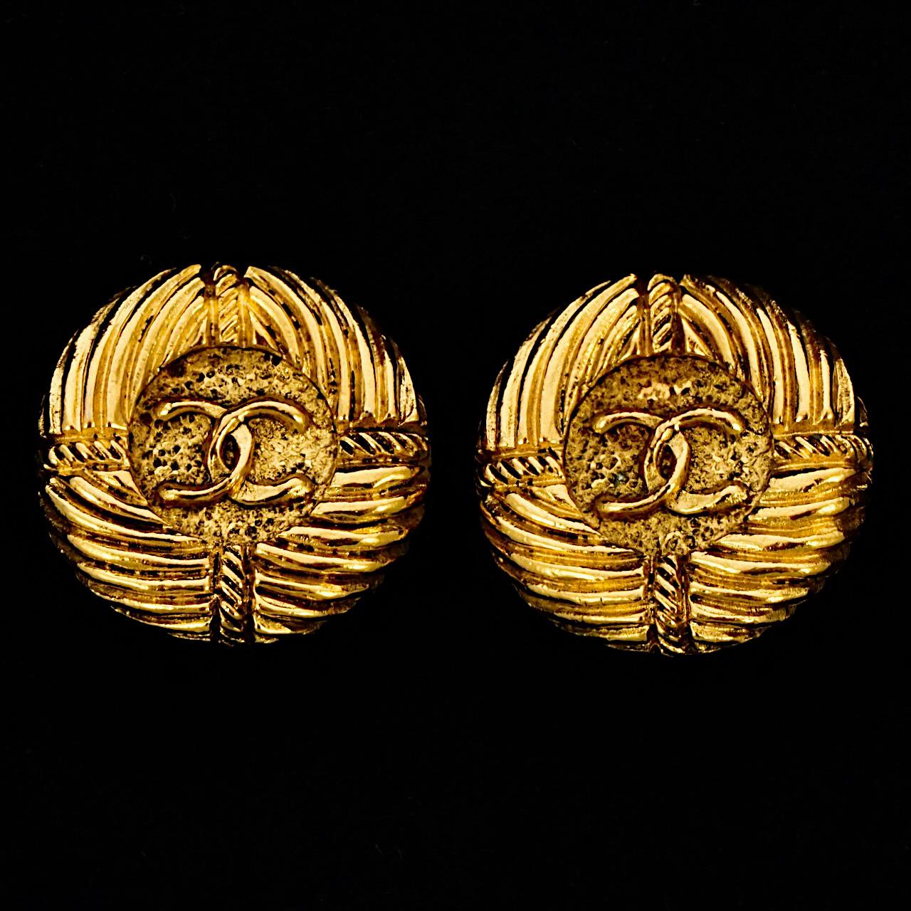 Chanel Gold Plated Logo Ridged Clip On Earrings 1970s For Sale 3