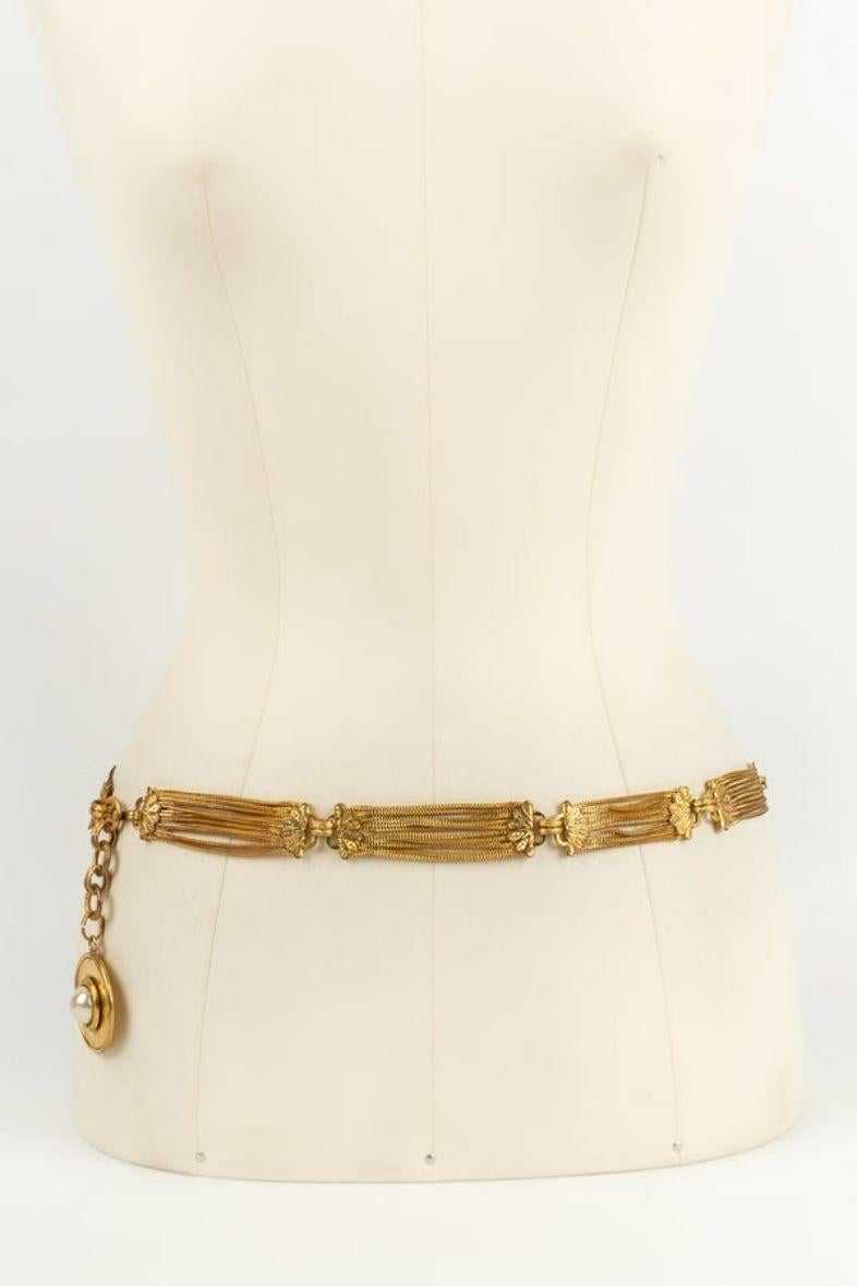 Chanel Gold-Plated Metal and Mother-of-Pearl Cabochon Jewel Belt For Sale 3