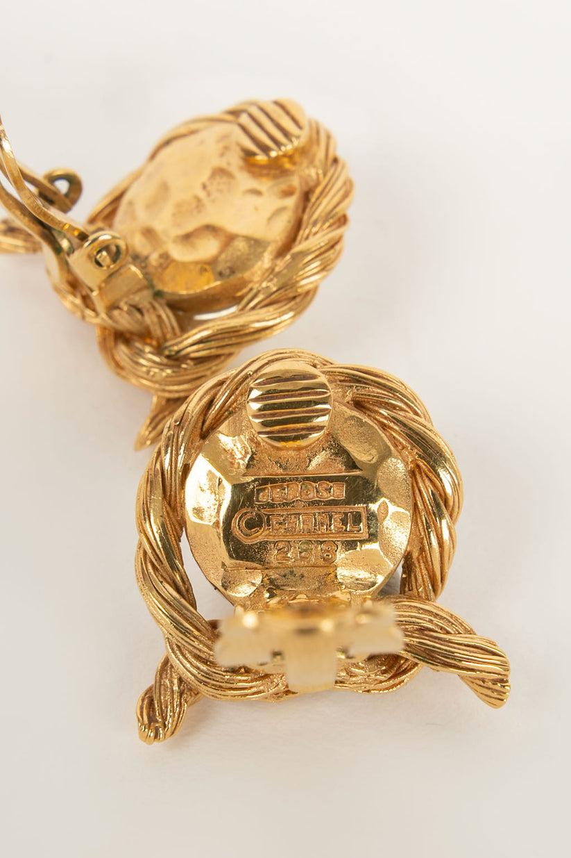 Chanel Vergoldete Metall- und Perlen-Clip-Ohrringe  im Angebot 2