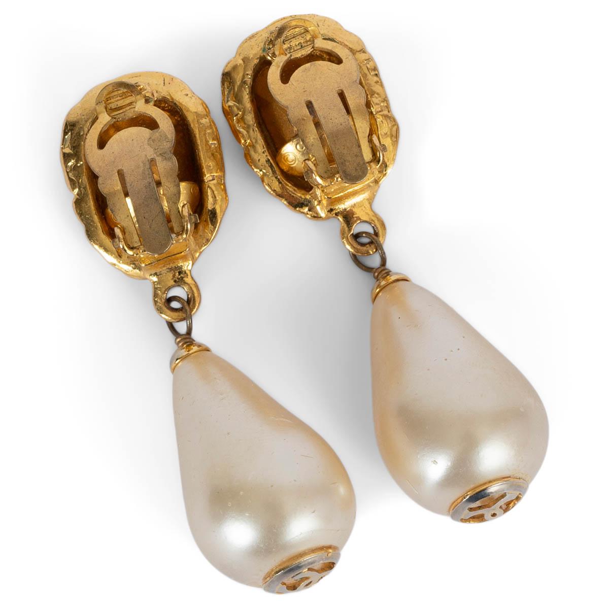 Women's CHANEL gold-plated PEARL & CRYSTAL DROP Clip Earrings Vintage For Sale