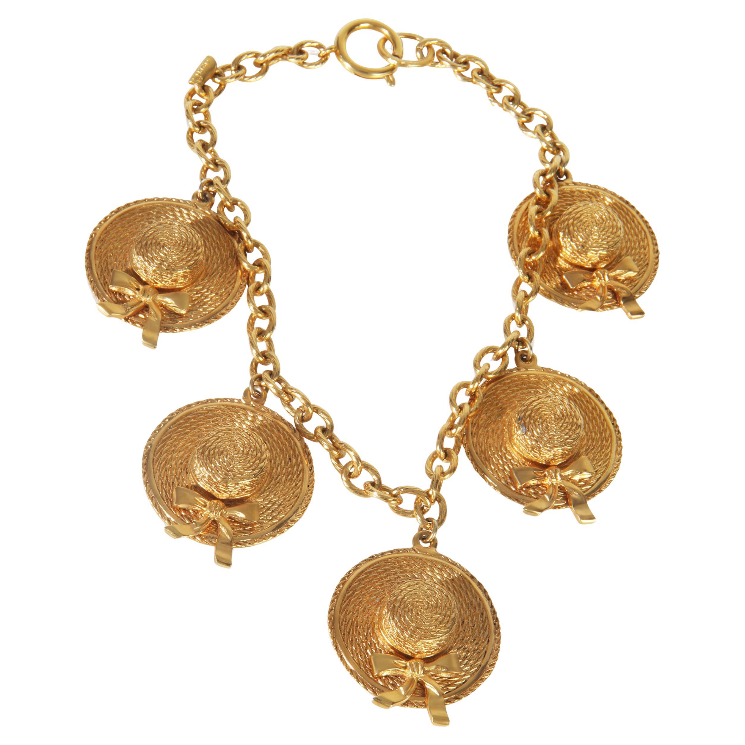 Chanel Vergoldet  Vintage Sonnenhut Charme Halskette im Angebot