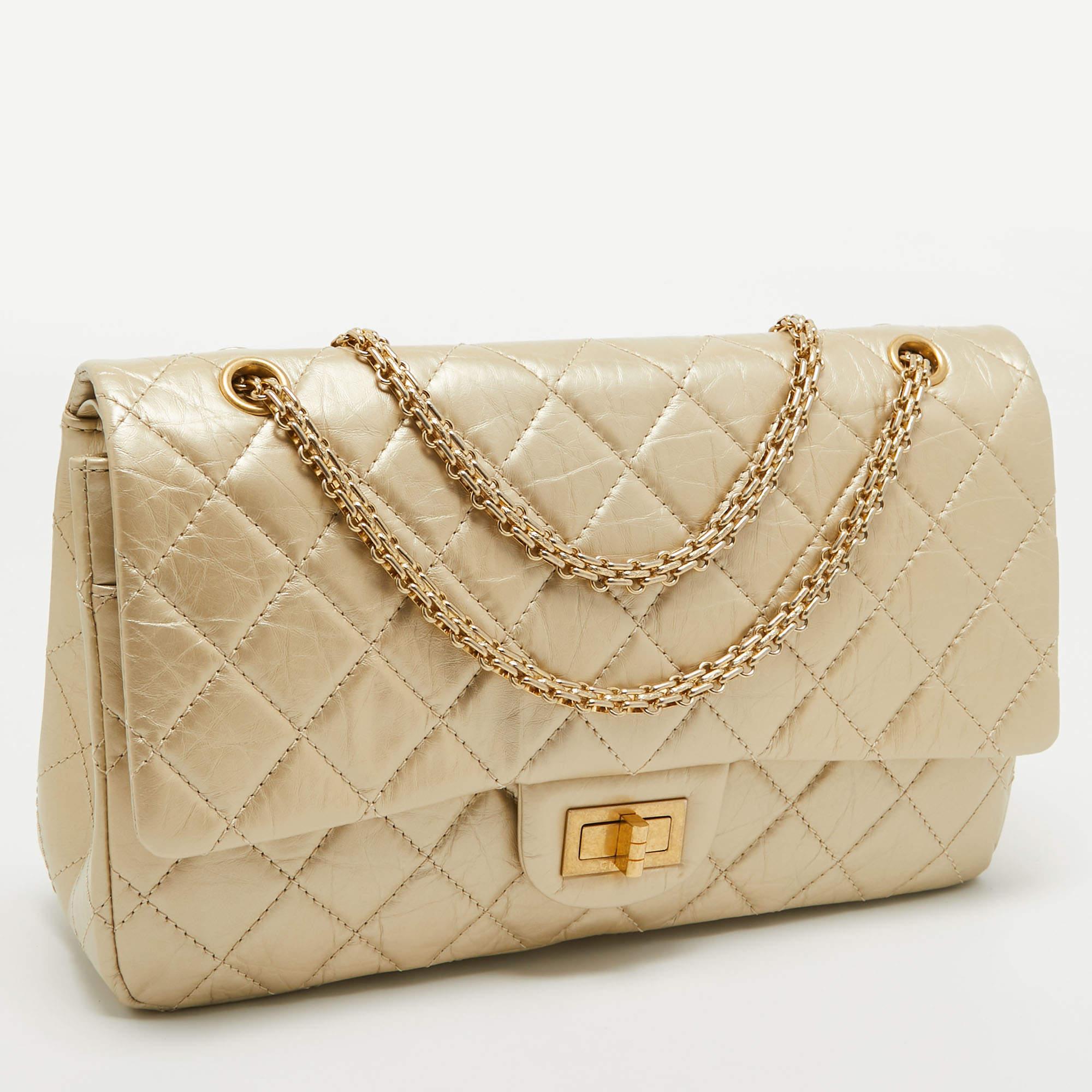 Women's Chanel Gold Quilted Aged Leather 227 Reissue 2.55 Flap Bag For Sale