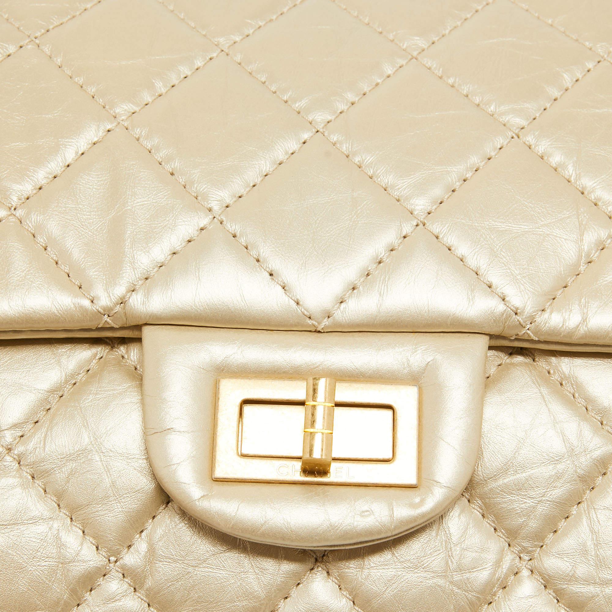 Chanel Gold Quilted Aged Leather 227 Reissue 2.55 Flap Bag For Sale 5