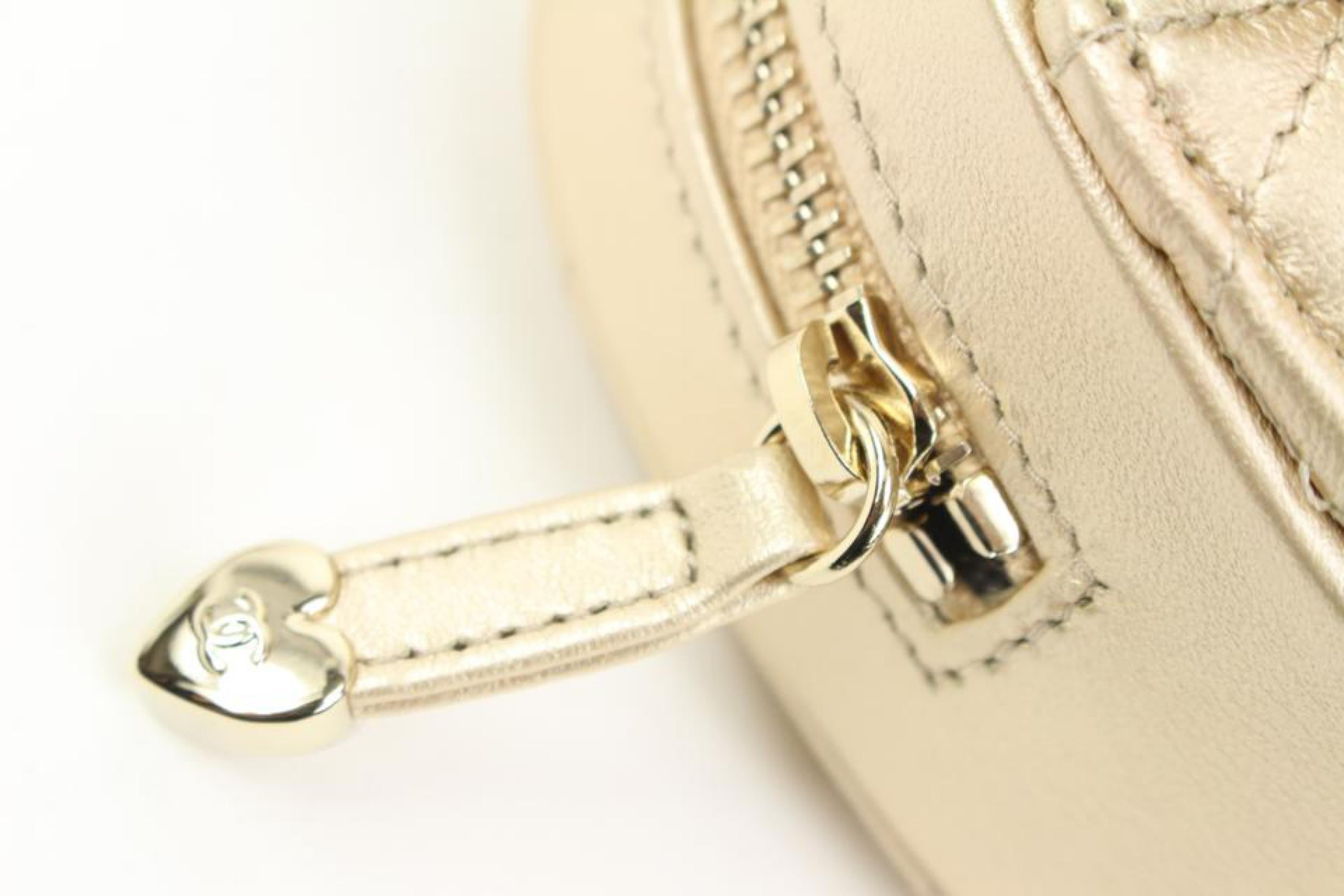 Chanel Gold Quilted Lambskin CC in Love Mini Heart Bag Crossbody 48ck325s 2