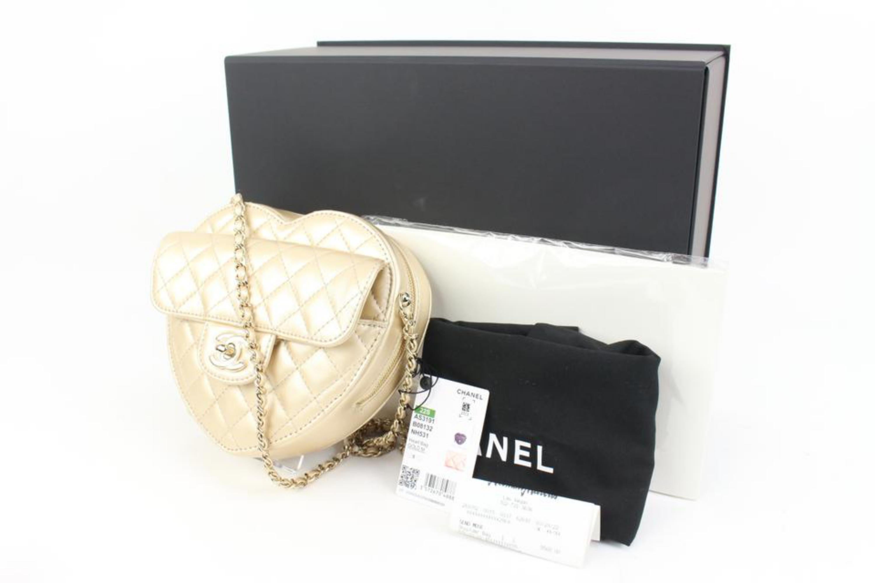 Chanel Gold Quilted Lambskin Large Heart Bag 41ck60
Date Code/Serial Number: J5JC4TLC
Made In: France
Measurements: Length:  7