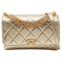 Chanel White Quilted Caviar Small Filigree Vanity Case