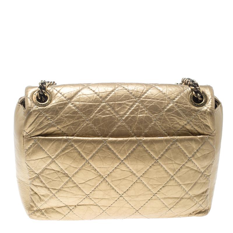 Chanel Gold Quilted Leather CC Square Flap Bag In Good Condition In Dubai, Al Qouz 2