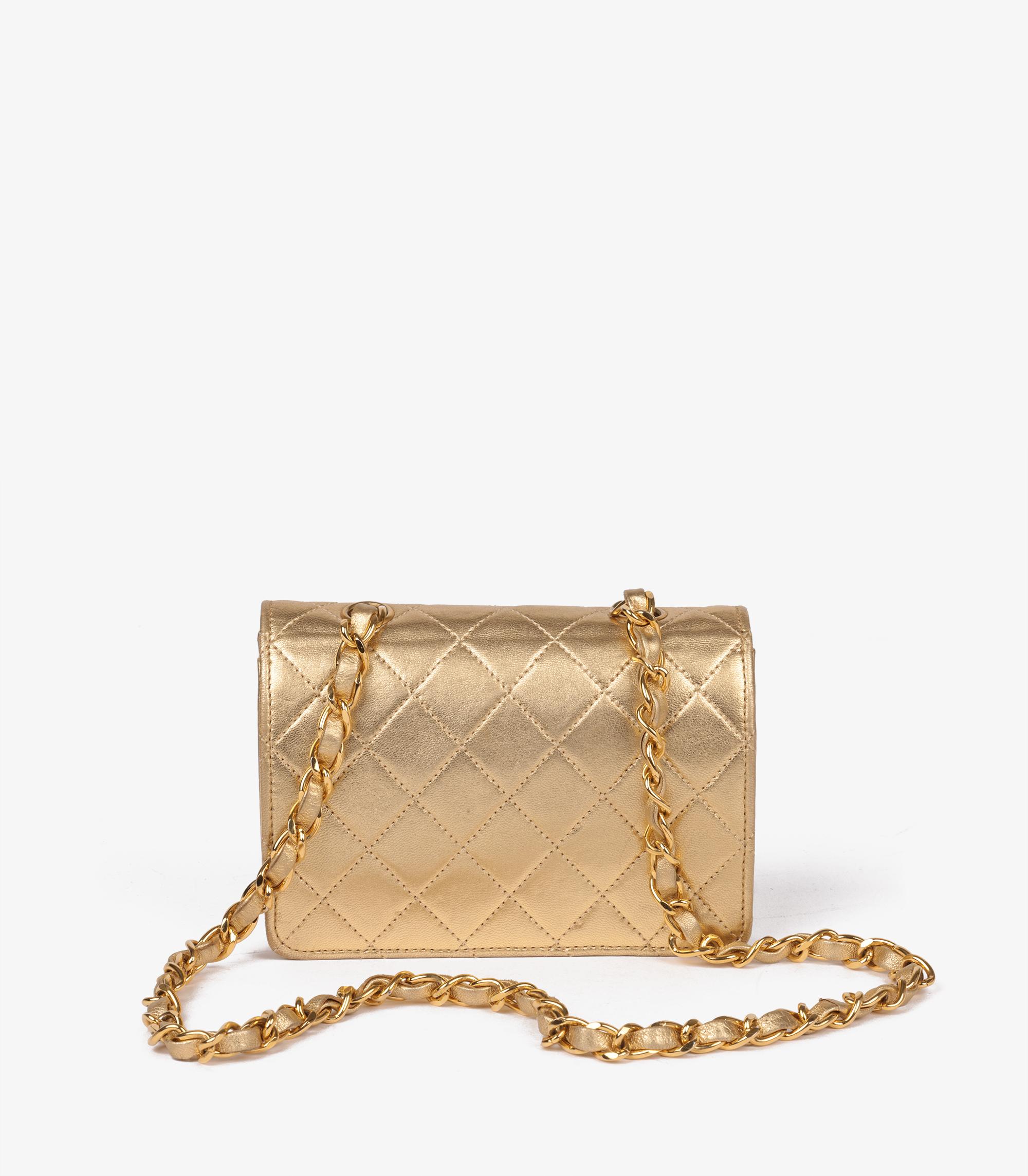 Chanel Gold Quilted Metallic Lambskin Vintage Rectangular Micro Flap Bag Excellent état à Bishop's Stortford, Hertfordshire