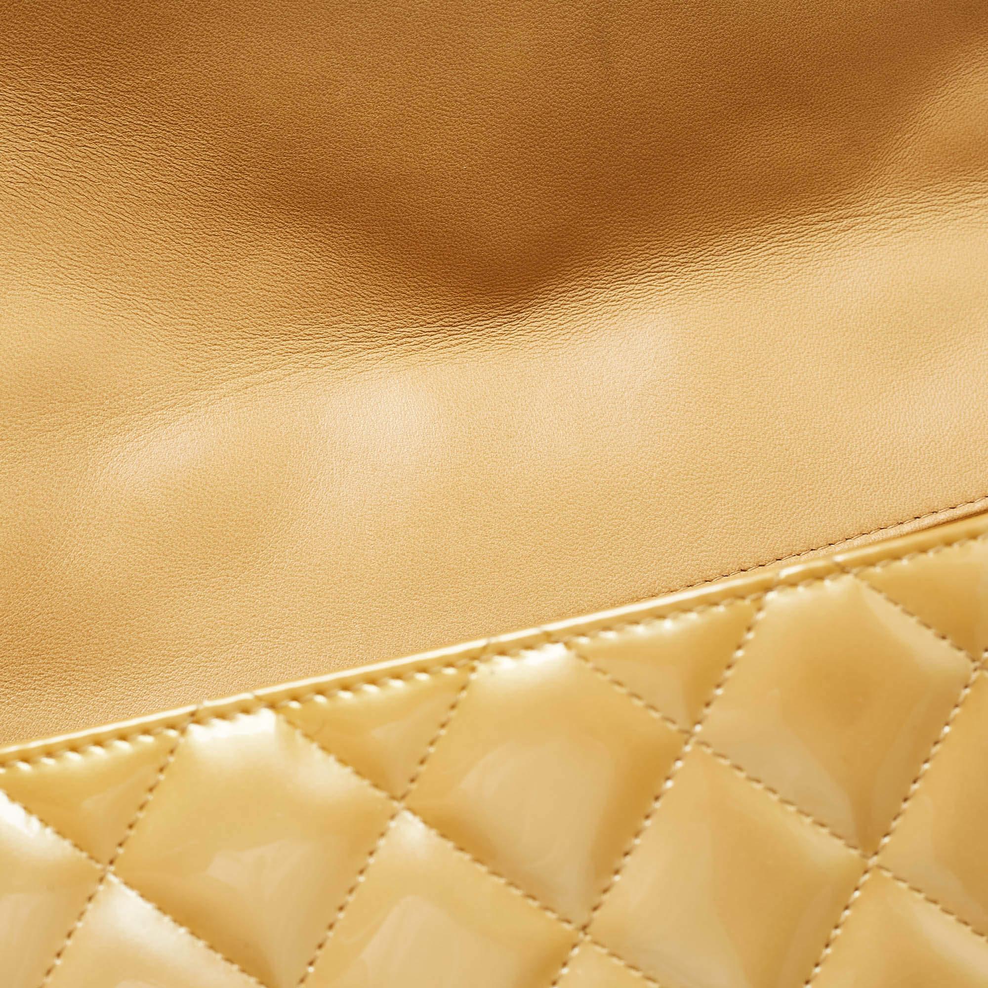 Chanel Gold Quilted Patent Leather Maxi Classic Single Flap Bag For Sale 3