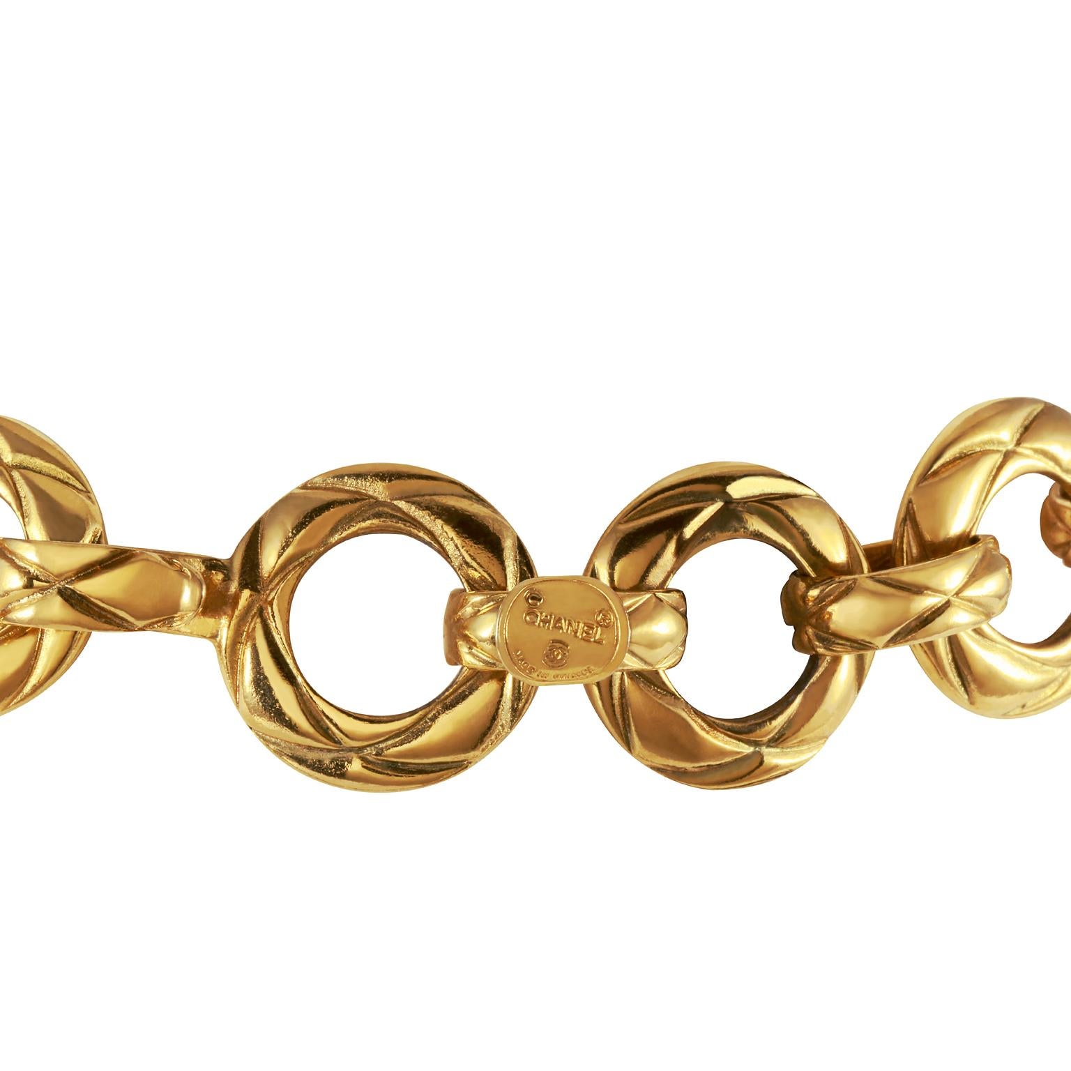 Women's Chanel Gold Quilted Ring Vintage Choker