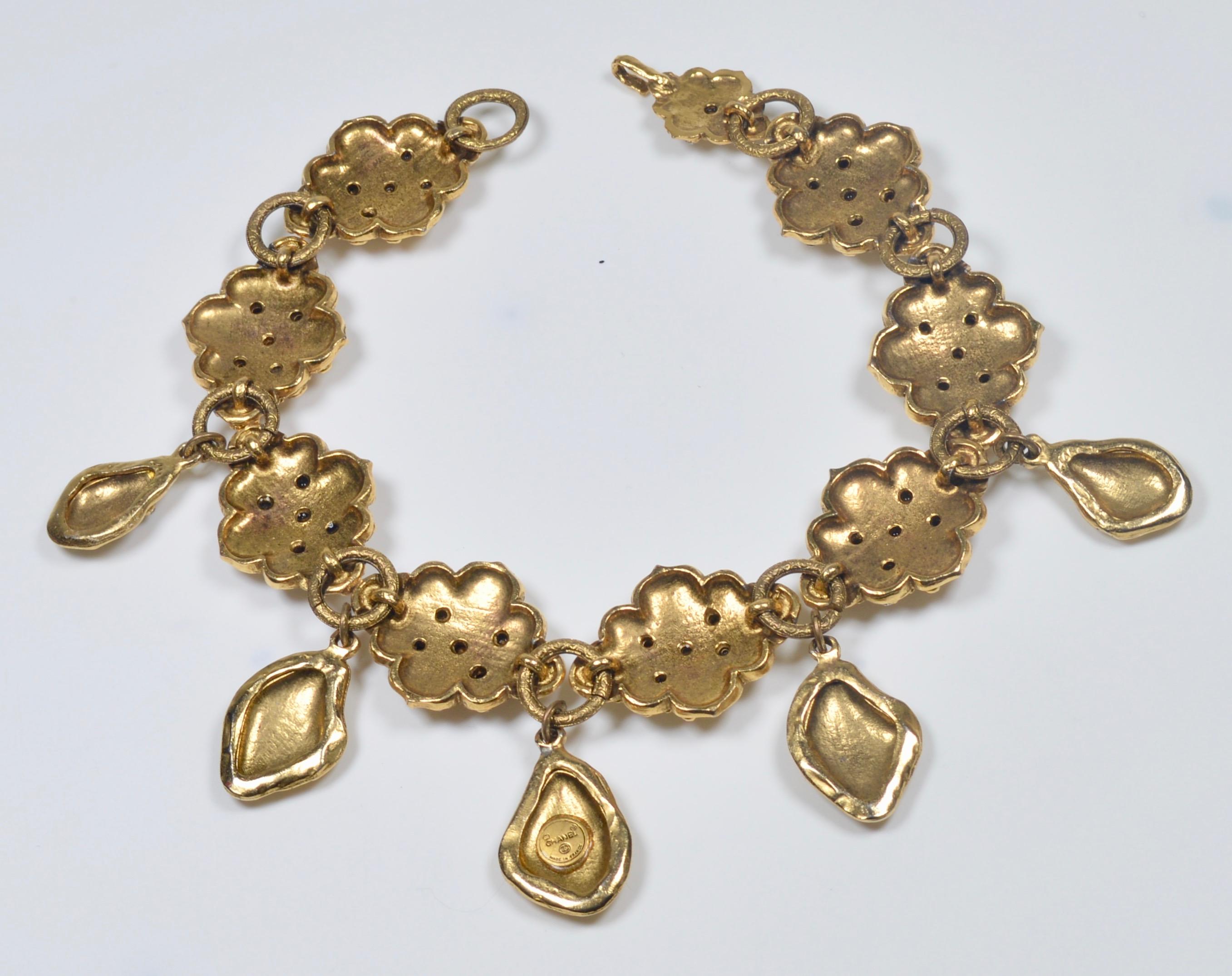 Chanel Gold Rhinestone and Collar Necklace Early 1980s For Sale 4