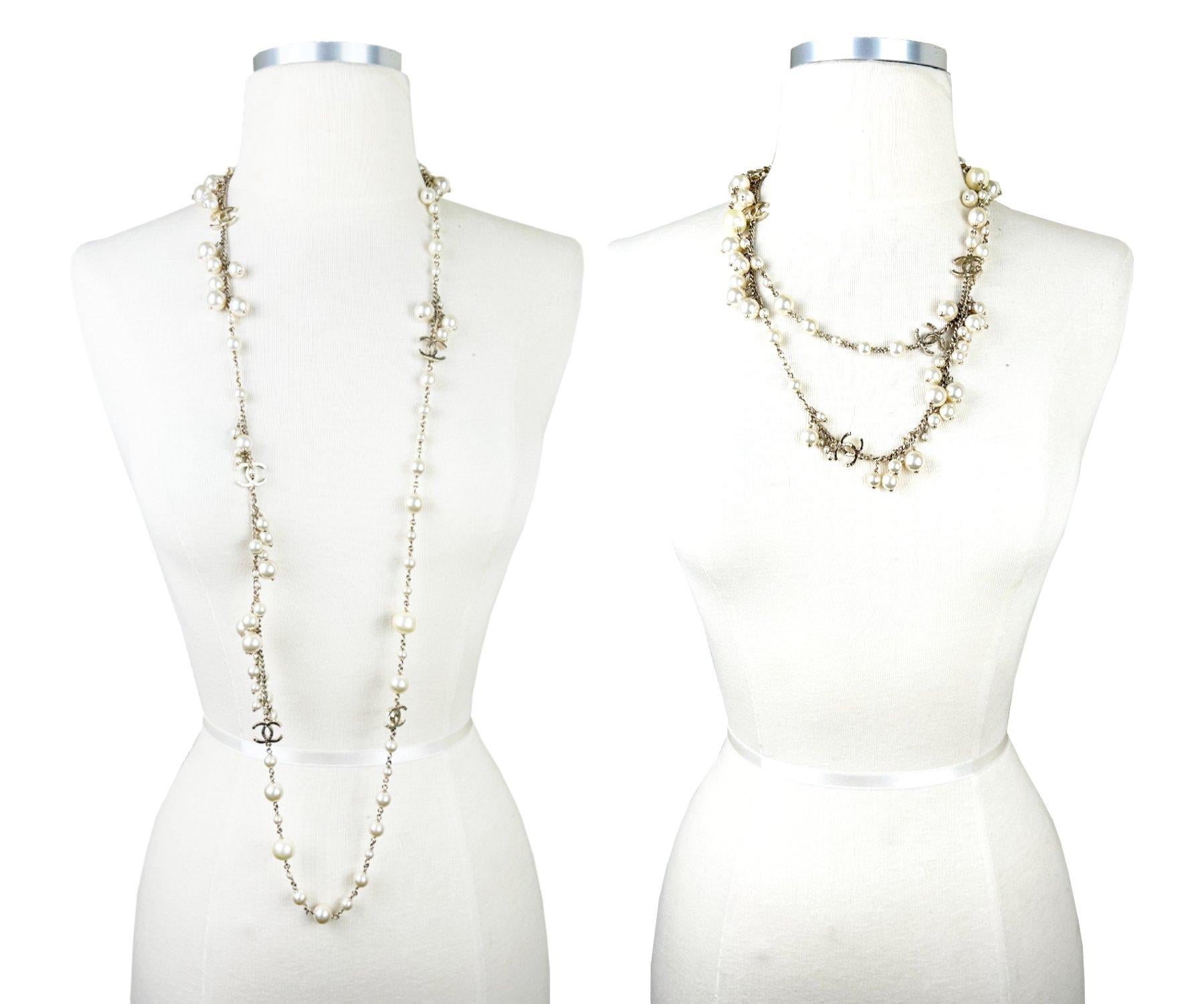 Chanel - Collier de perles à pampilles CC en or

*Marked 11
*Fabriqué en France


-La longueur totale est d'environ 46 pouces.
Portez-le comme un long collier, ou enroulez-le doublement comme un collier court.
-Il est très classique, exquis et