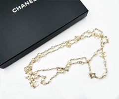 Chanel Gold Scratchy CC Gold Flower Pearl Long Necklace