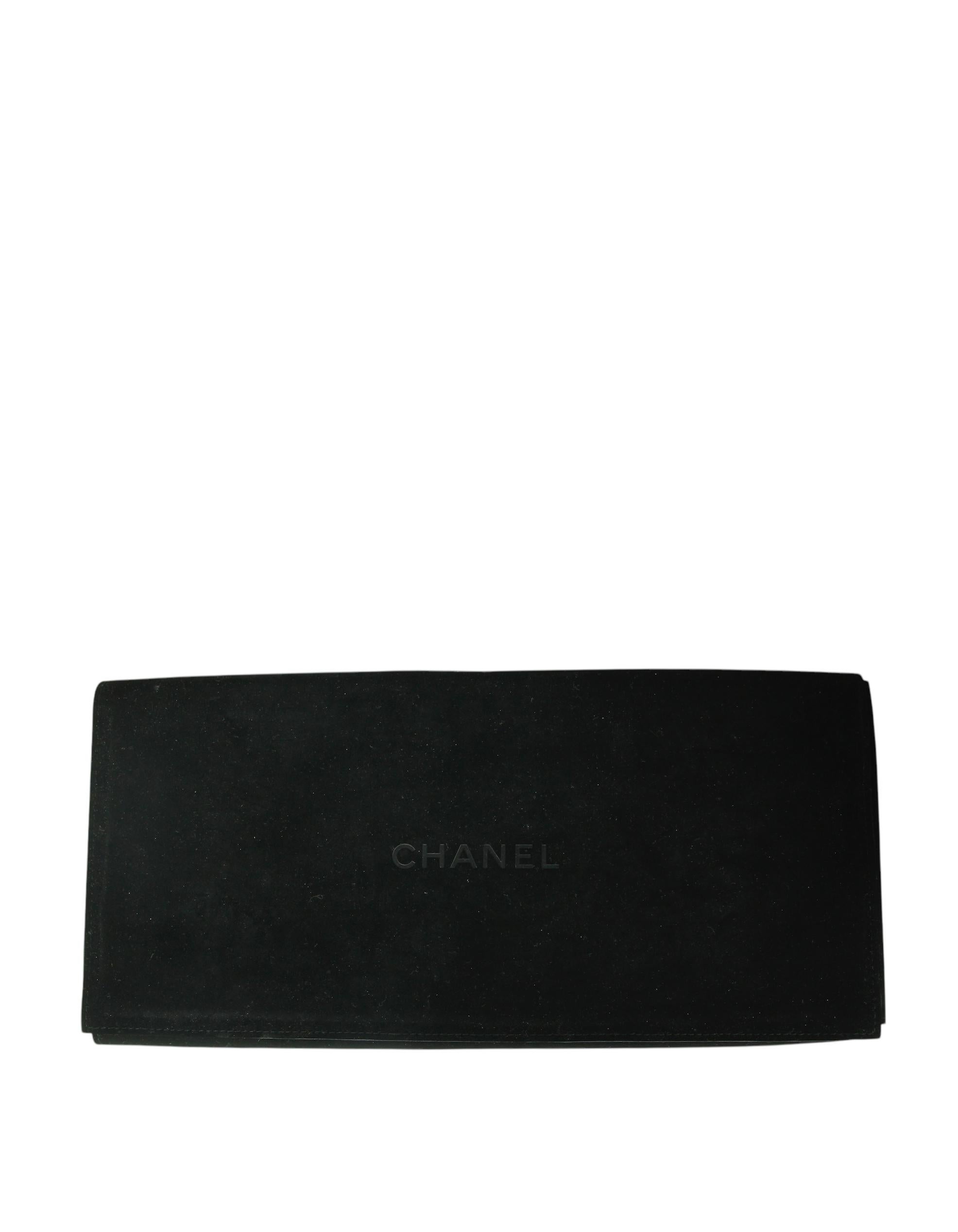 Donna Chanel oro/argento metallo trapuntato CC Collana lunga a catena in vendita