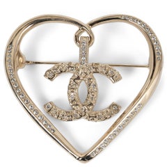 CHANEL gold & strass 21P CC PENDENT HEART Brooch