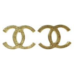 Vintage Chanel Gold Textured Gold CC Charm Evening Stud Earrings in Box 