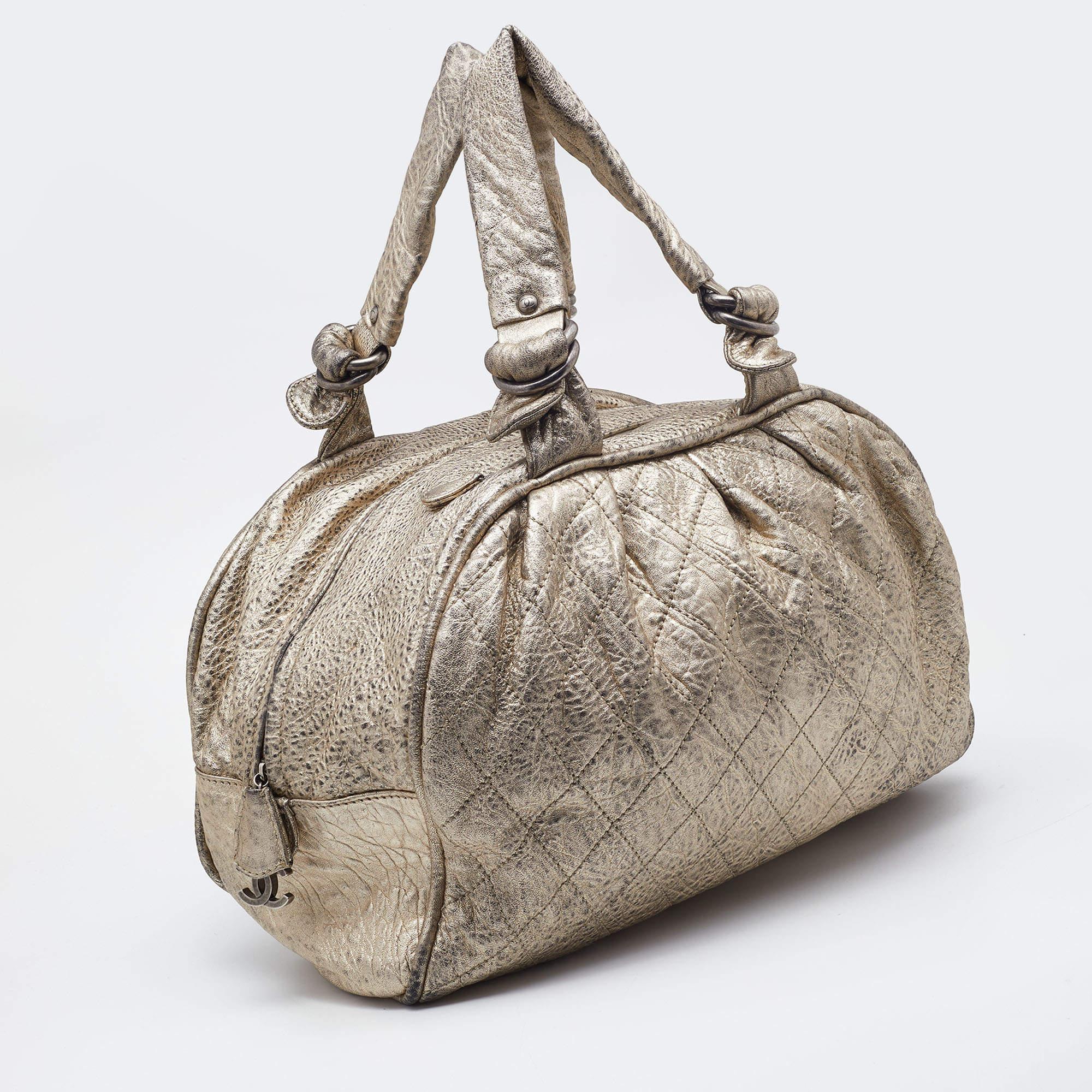 Chanel Gold Textured Leather Wild Stich Weekender Bag In Good Condition In Dubai, Al Qouz 2