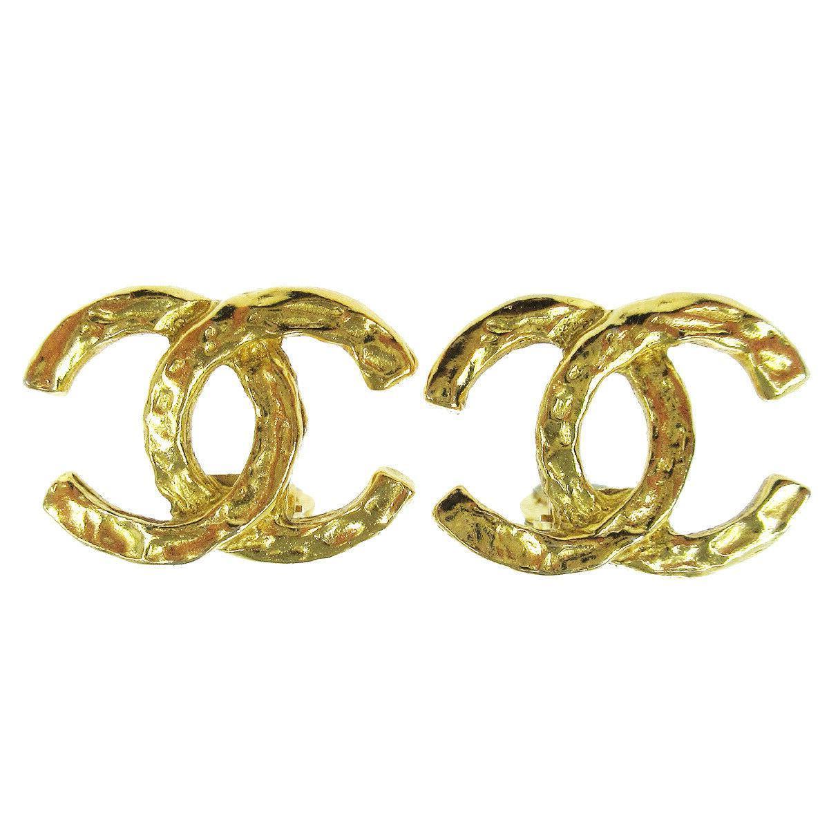 Chanel Gold Textured Logo Charm CC Logo Evening Stud Earrings  In Good Condition In Chicago, IL