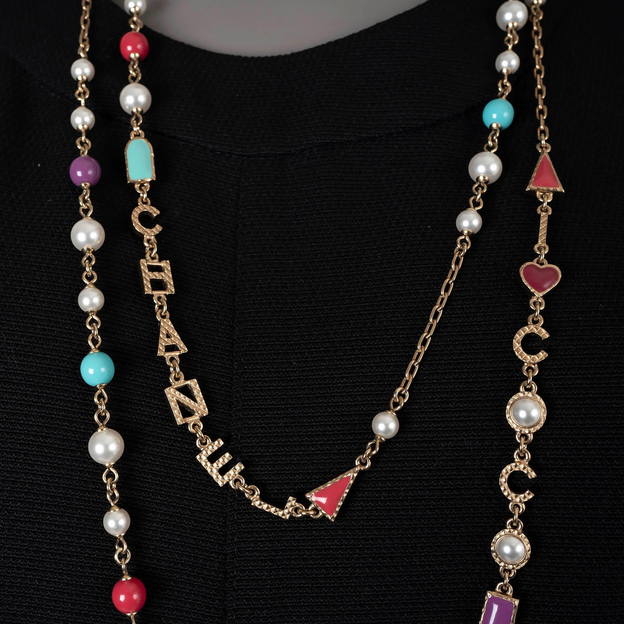 CHANEL gold-tone 19P PEARL & BEAD LOGO CHAIN Necklace For Sale 2