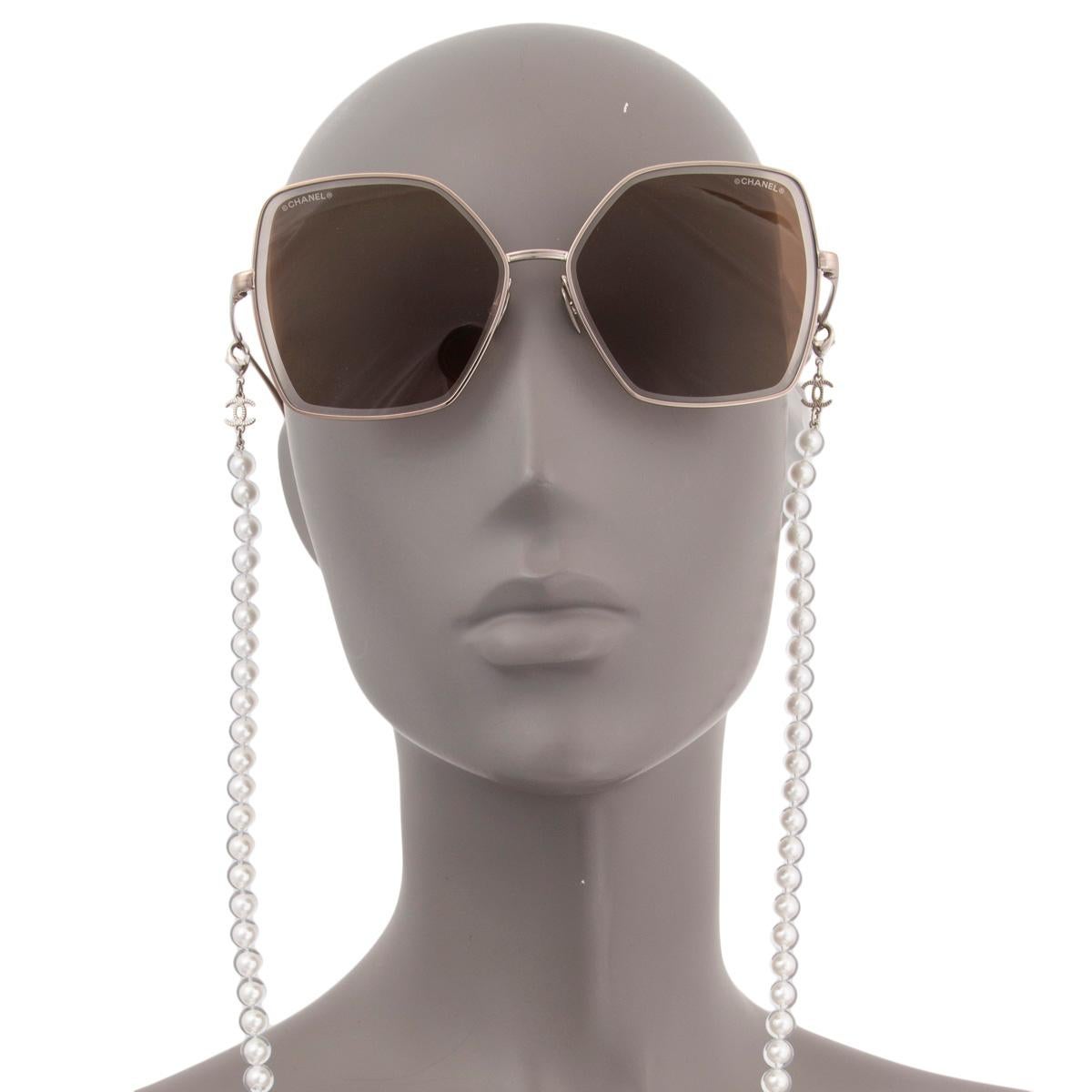 CHANEL gold-tone 2020 PEARL NECKLACE BUTTERFLY 4262 Sunglasses 2