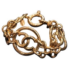 Chanel Tono Oro 3 Colgante Redondo CC "4320" Logo Cadena Pulsera, 1993