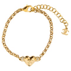 Chanel Pulsera de cadena dorada Corazón CC