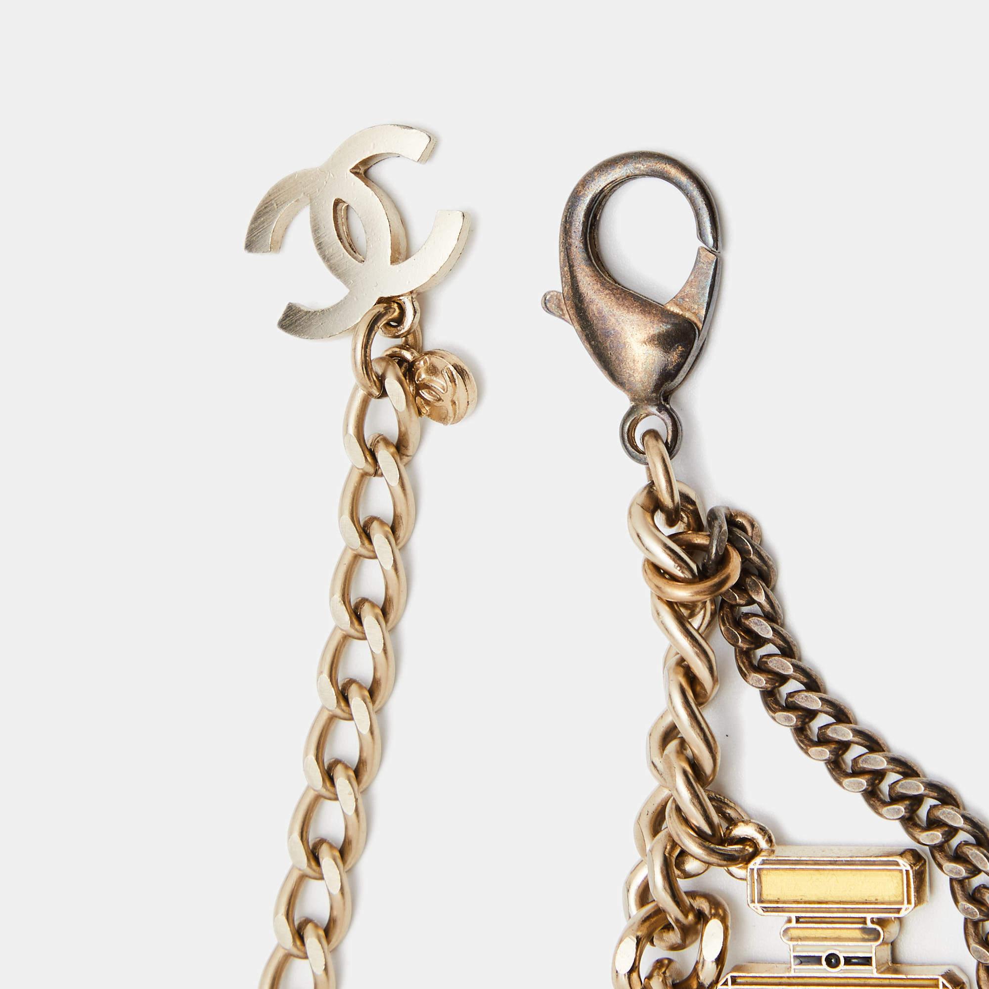 Chanel Gold Tone Enamel Makeup Charm Chain Belt In Good Condition In Dubai, Al Qouz 2