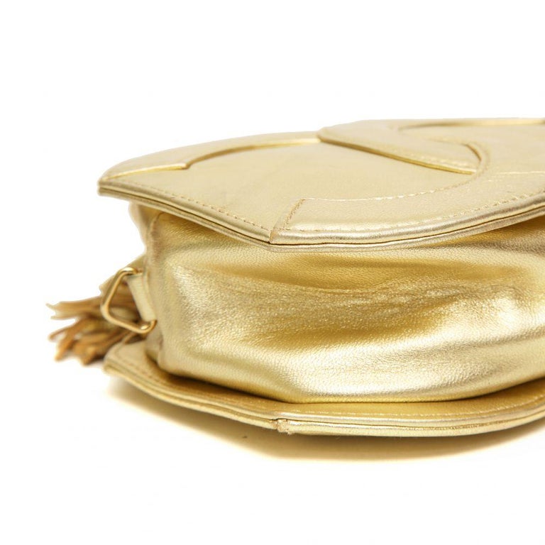 Chanel gold tone leather shoulder bag  For Sale 3