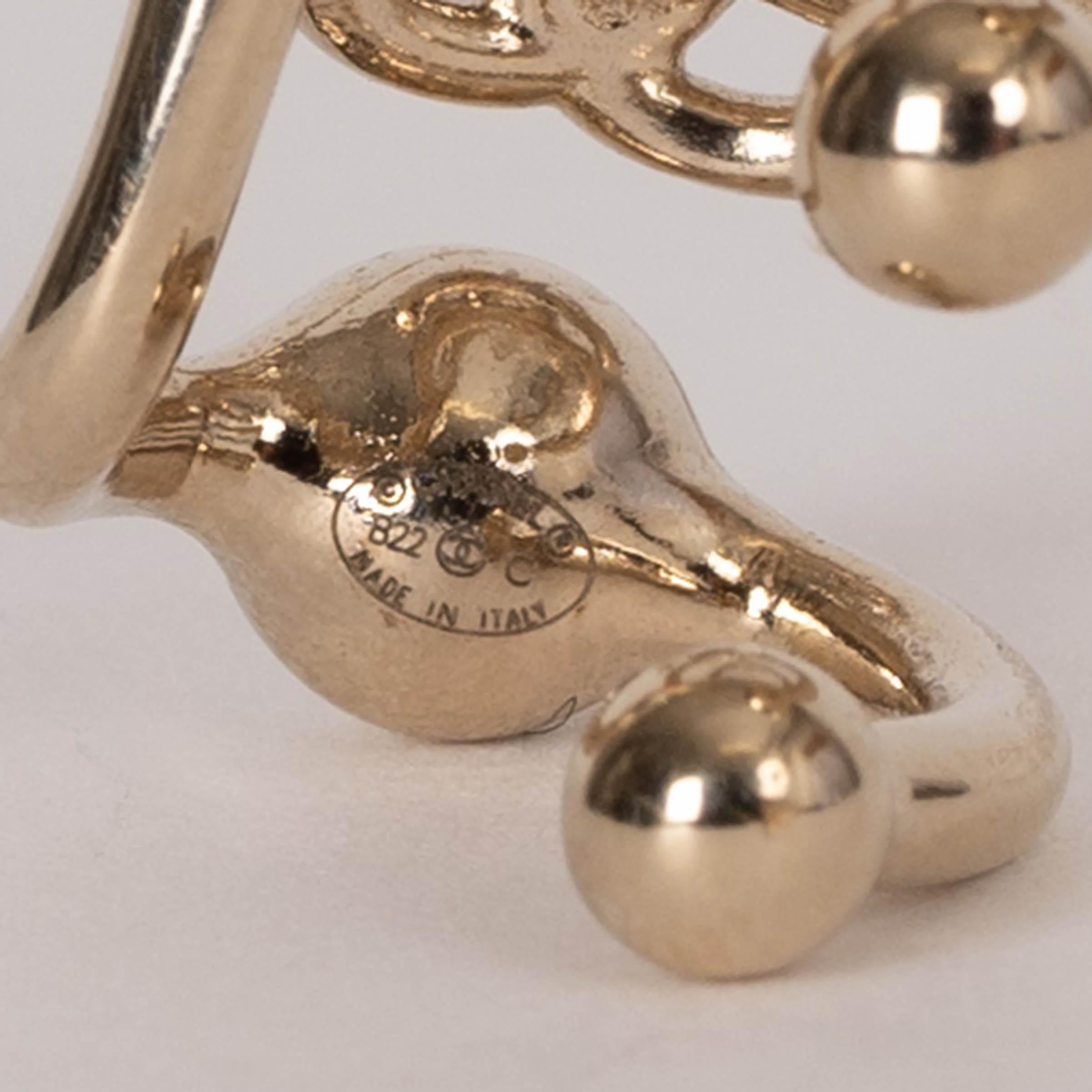 CHANEL gold-tone metal 22C DUBAI PEARL & CRYSTAL Ear Cuff Earrings For Sale 1