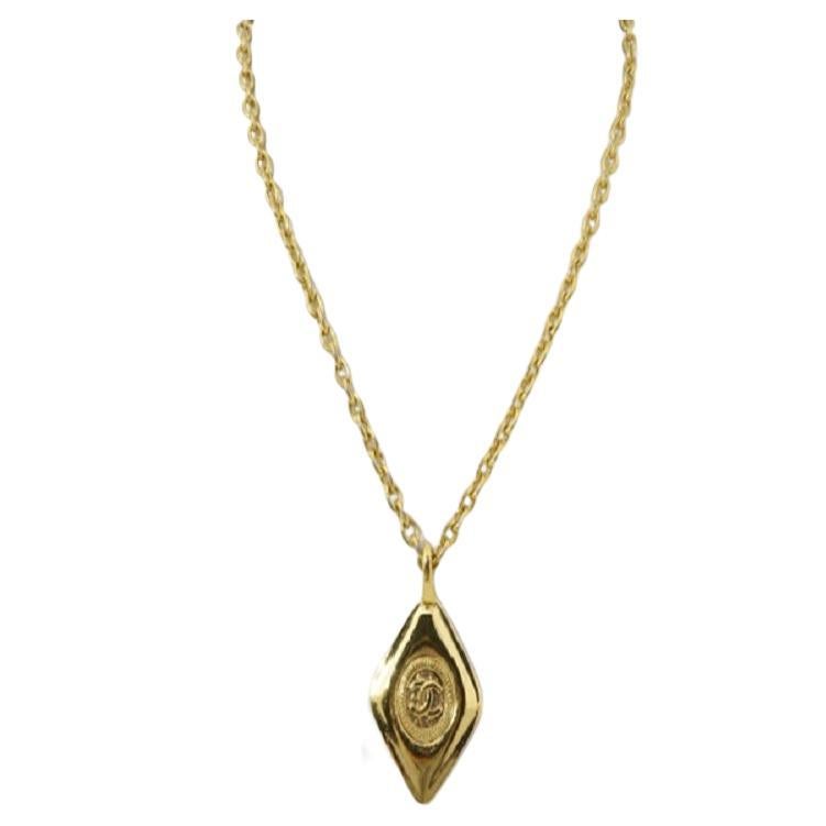 Chanel Gold-Tone Metal CC Diamond Shape Charm Logo Short Necklace For Sale
