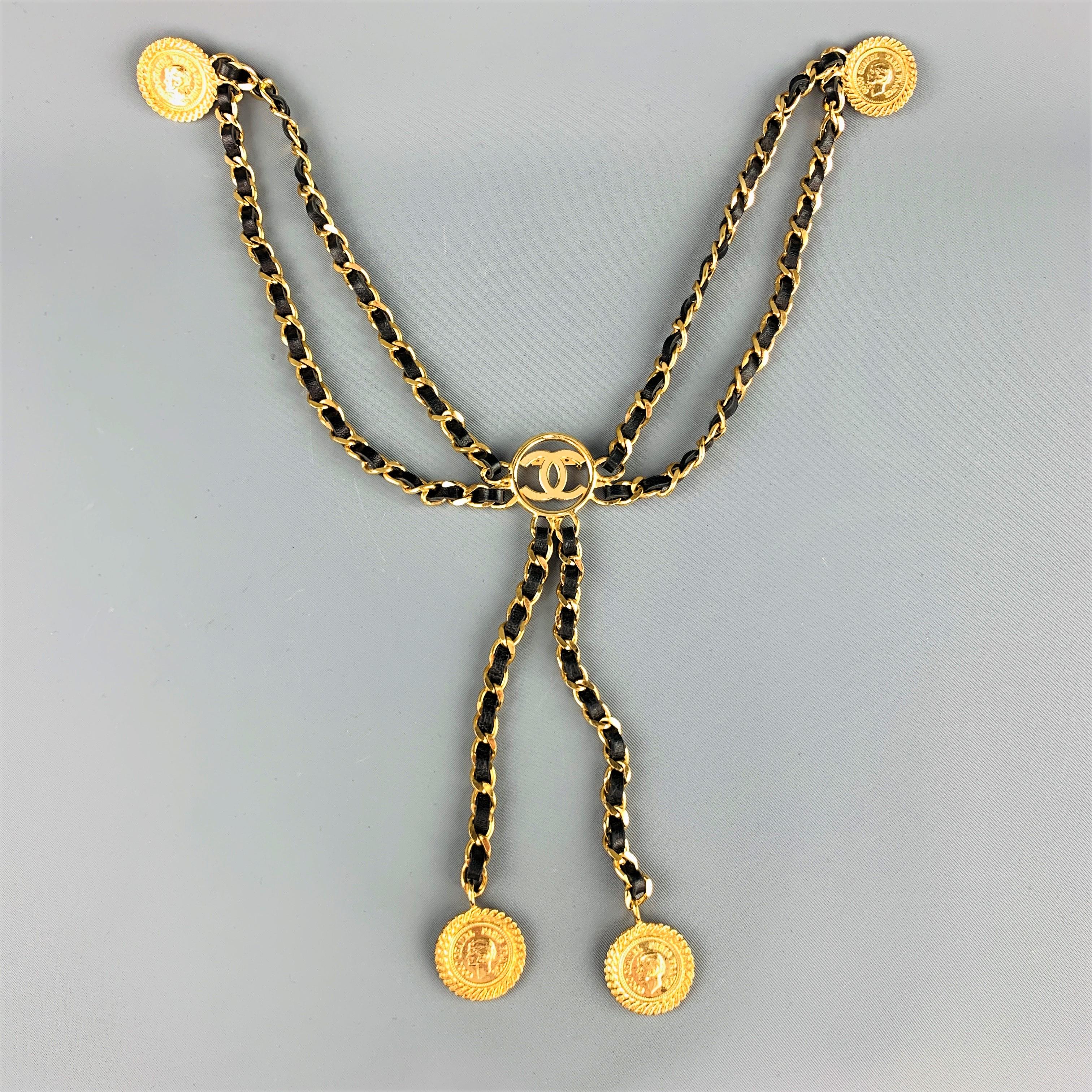 CHANEL Gold Tone Metall Leder Kette Triple 3 Pin Chatelaine Brosche - Saison 28 im Zustand „Hervorragend“ in San Francisco, CA