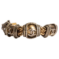 CHANEL gold-tone metal Vintage CC BAR LINK CHAIN Bracelet