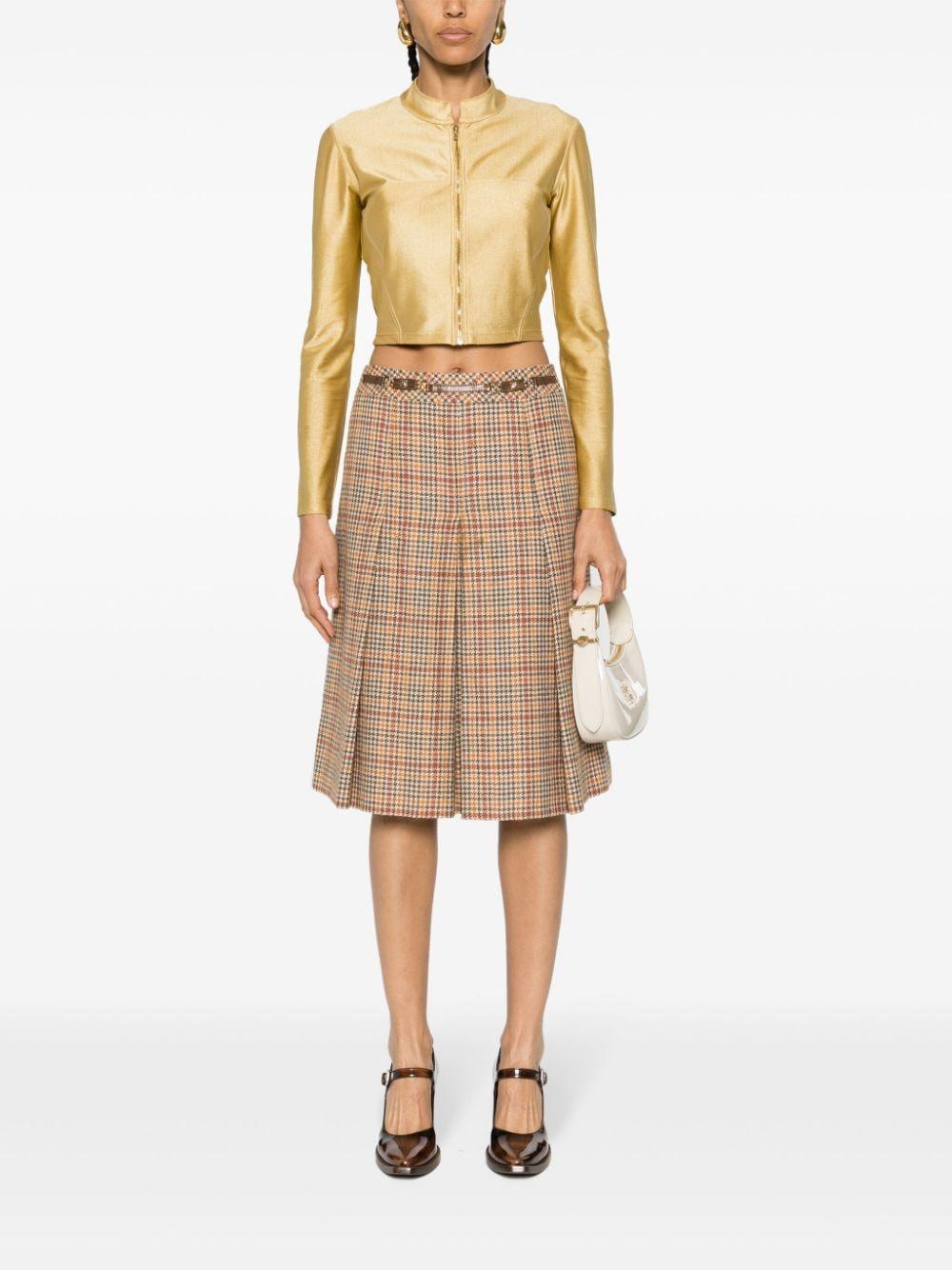  Chanel Gold-Tone Metallic Cropped Jacket In Good Condition For Sale In Paris, FR