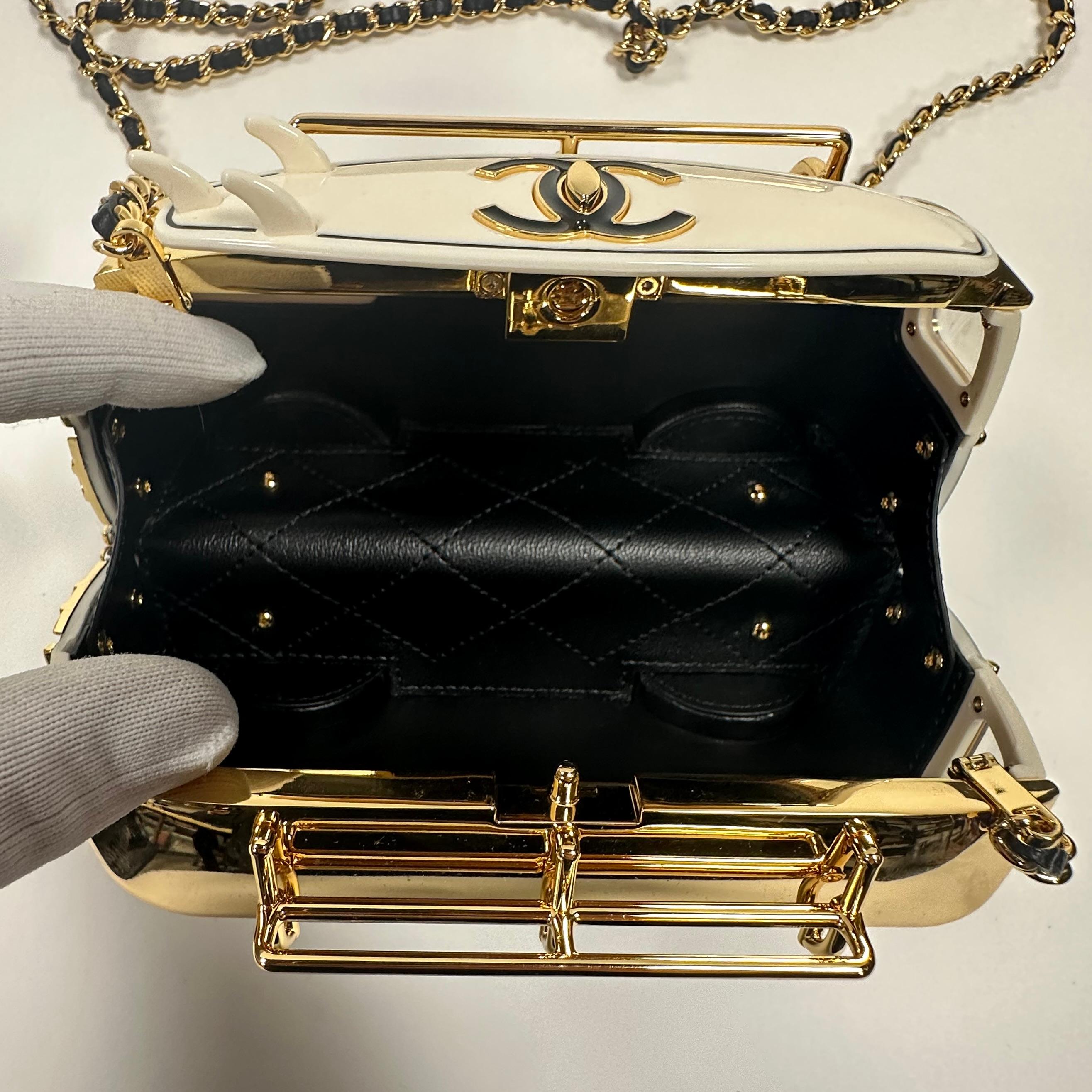 Chanel Gold-tone Plexi Enamel Stras Mini Van Minaudiere For Sale 5