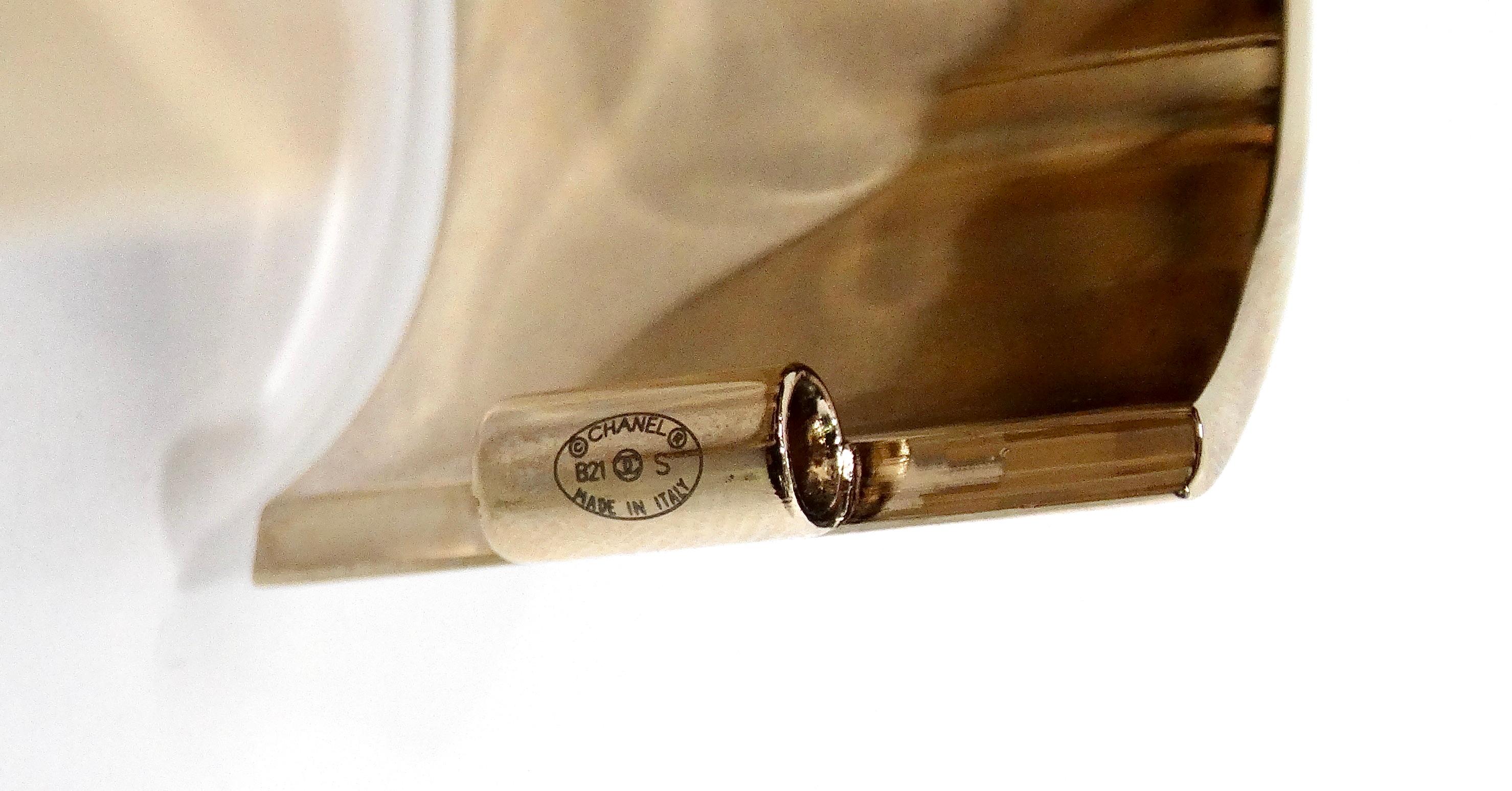 Chanel Gold-Tone Purse Charm Cuff Bracelet 2021 For Sale 7