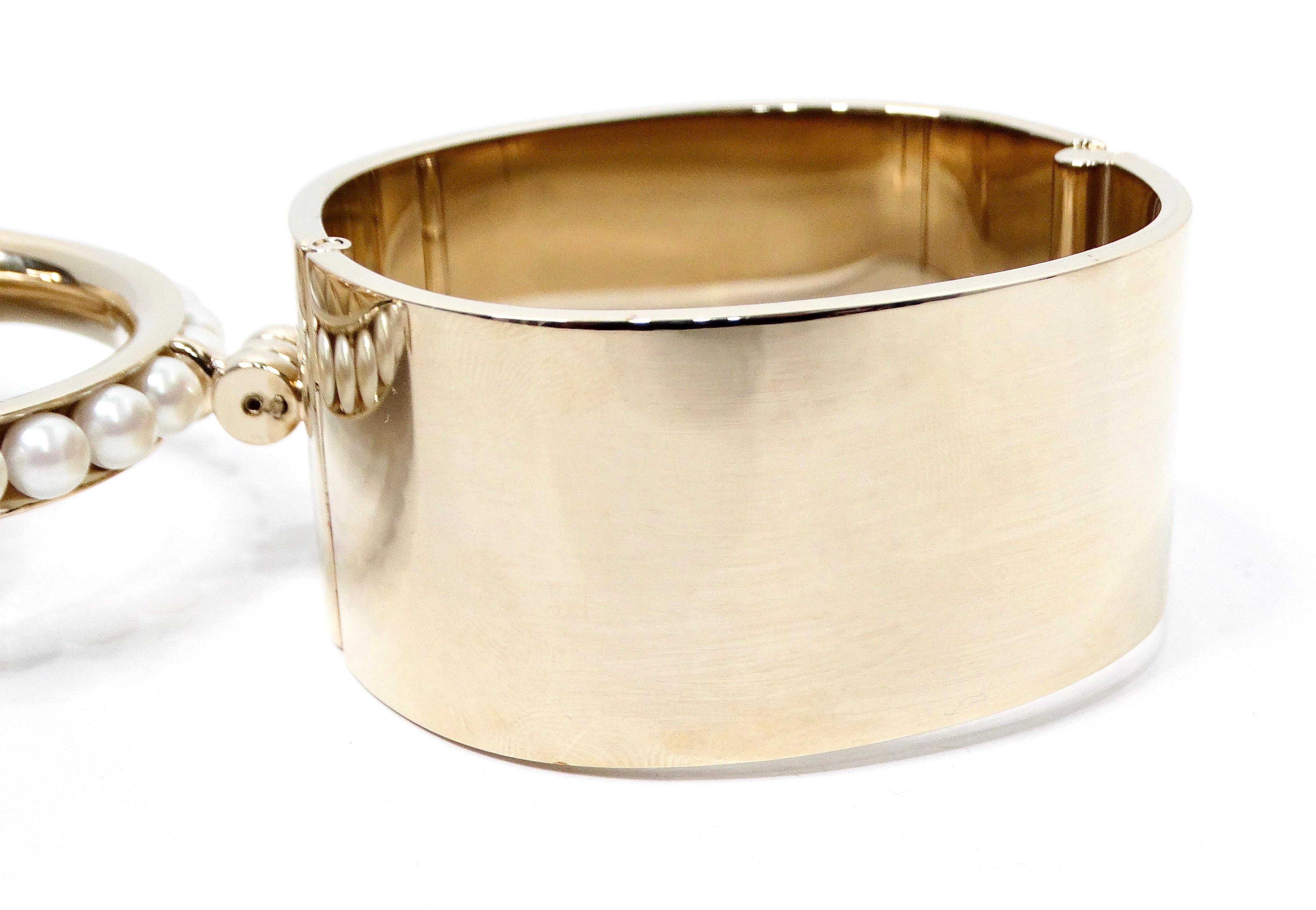 Chanel Gold-Tone Purse Charm Cuff Bracelet 2021 For Sale 4