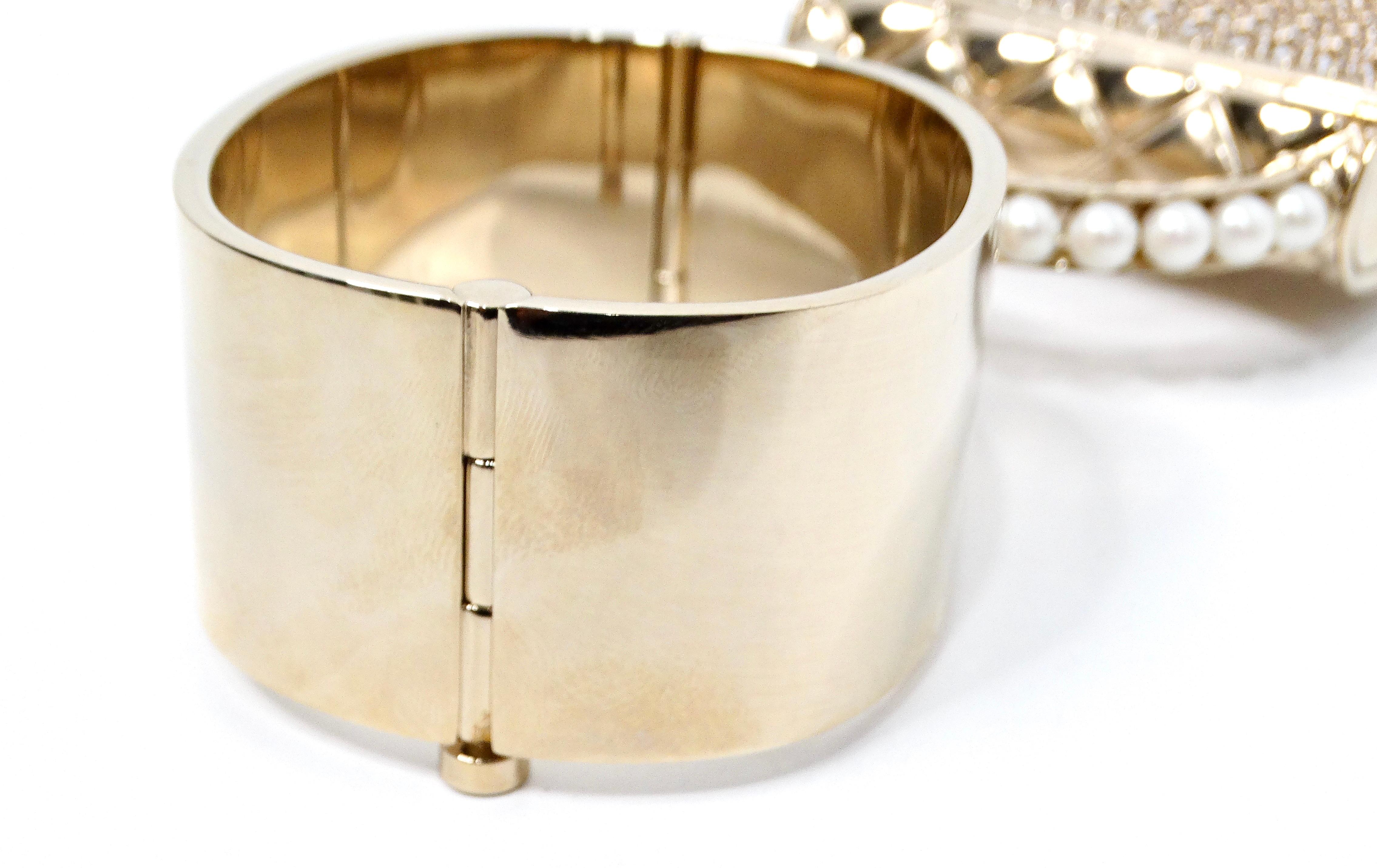 Chanel Gold-Tone Purse Charm Cuff Bracelet 2021 For Sale 5