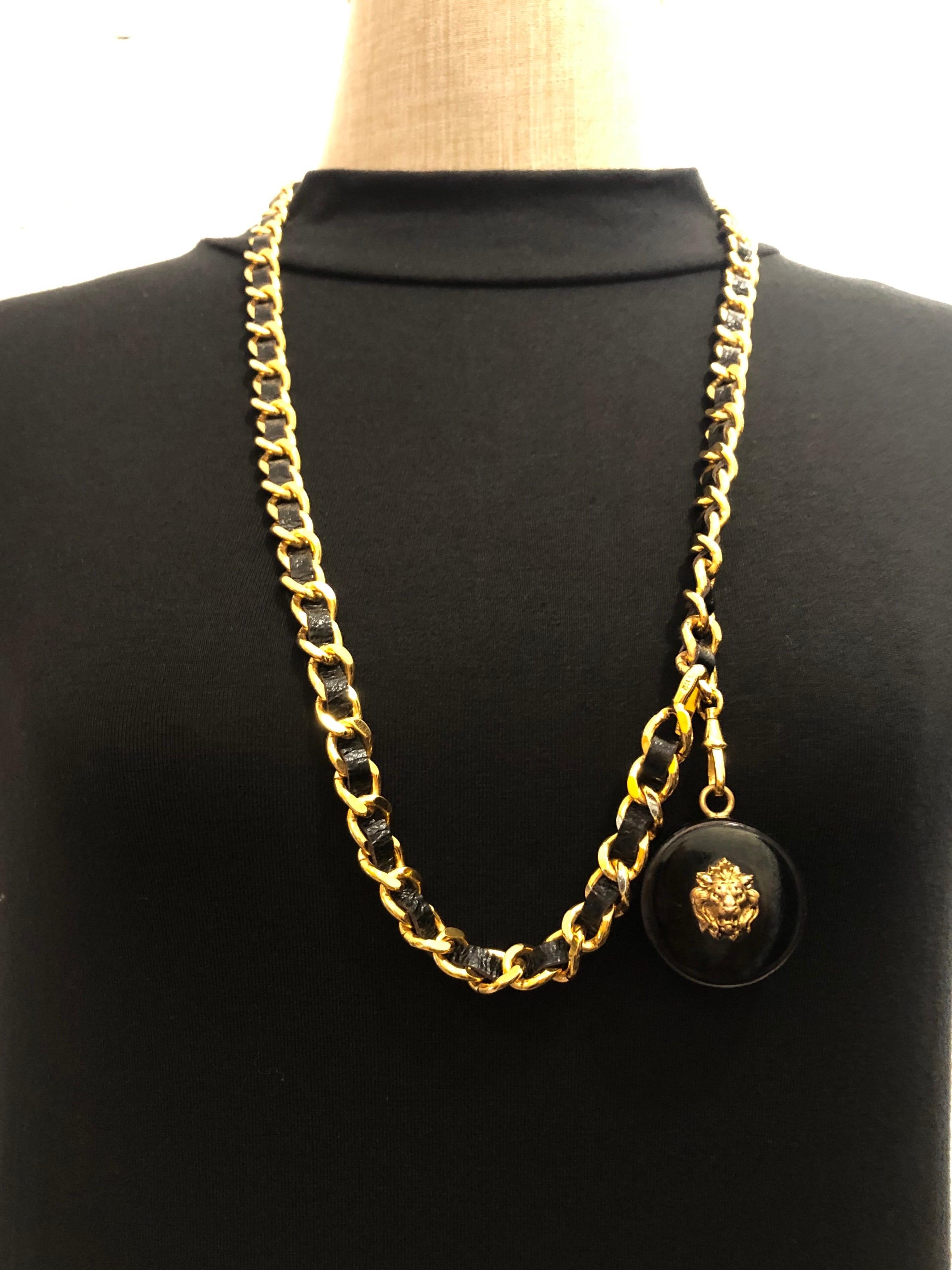 Women's 1980s Vintage Chanel Gold Toned Lion Leather Chain Belt 
