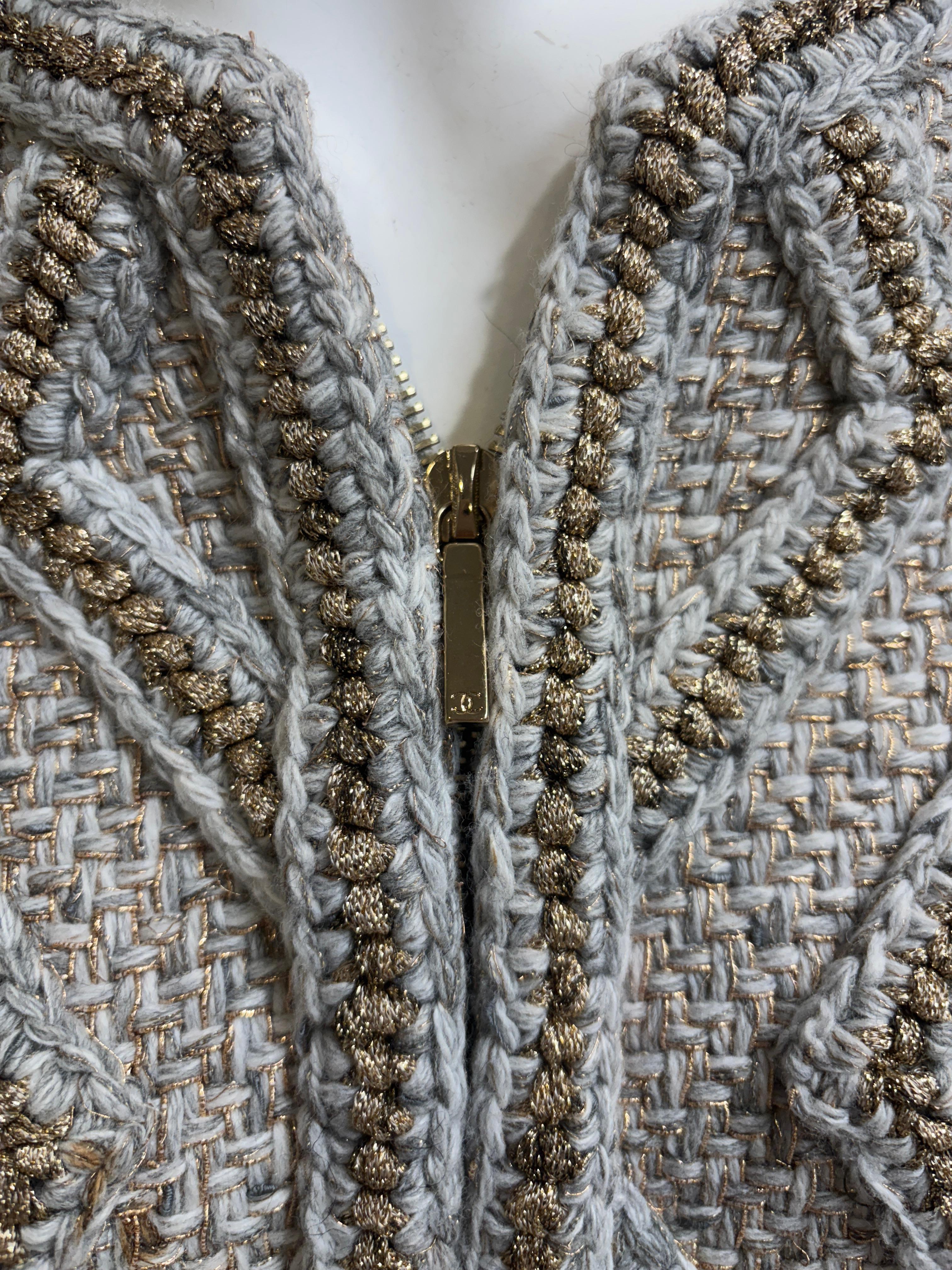 Chanel Gold Tweed Geometrische Jacke/Größe 40 im Angebot 5